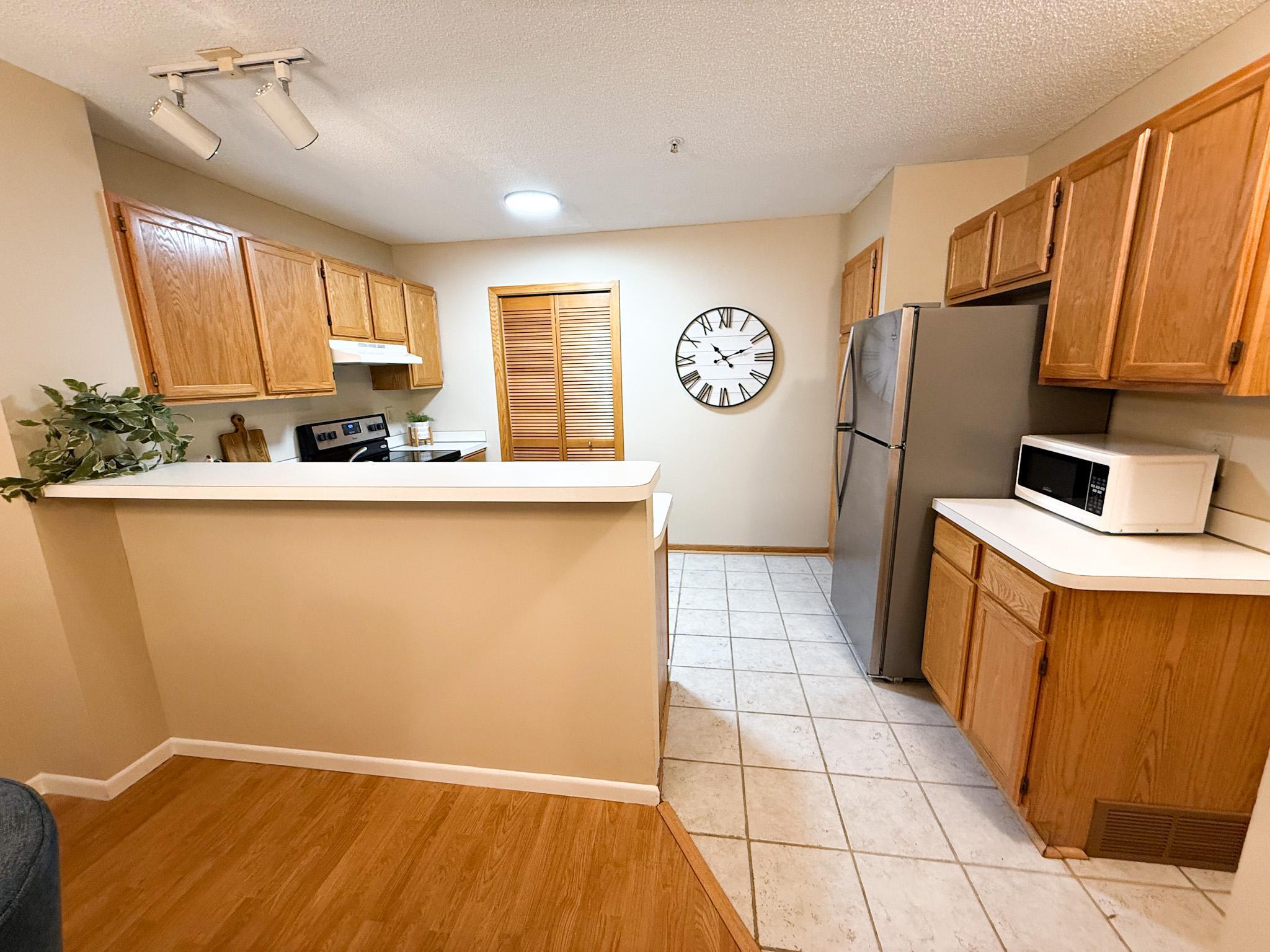 View of Residential at 2225 Ranchview Lane #1, Plymouth MN 55447, Plymouth (7 of 23) - Mike Wilen | Minnesota Team Real Estate