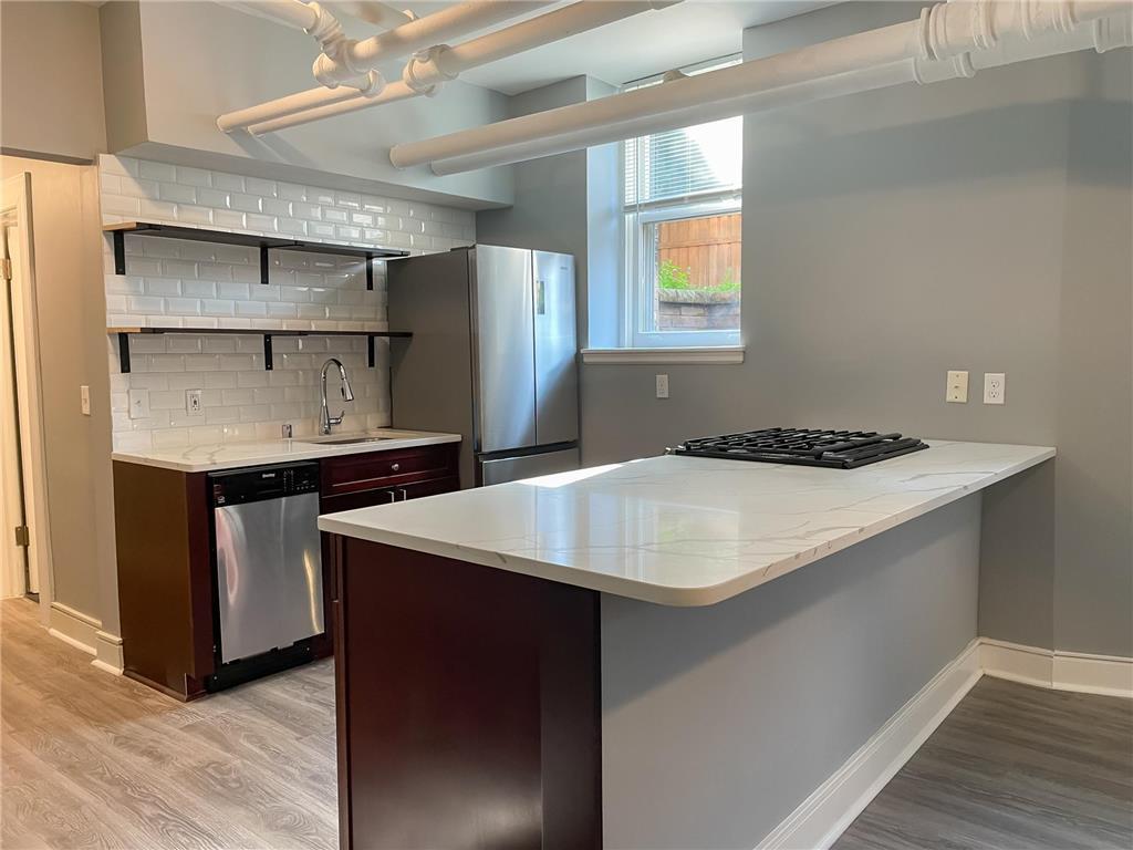 View of Residential at 579 Summit Avenue #102, Saint Paul MN 55102, Saint Paul (9 of 21) - Mike Wilen | Minnesota Team Real Estate