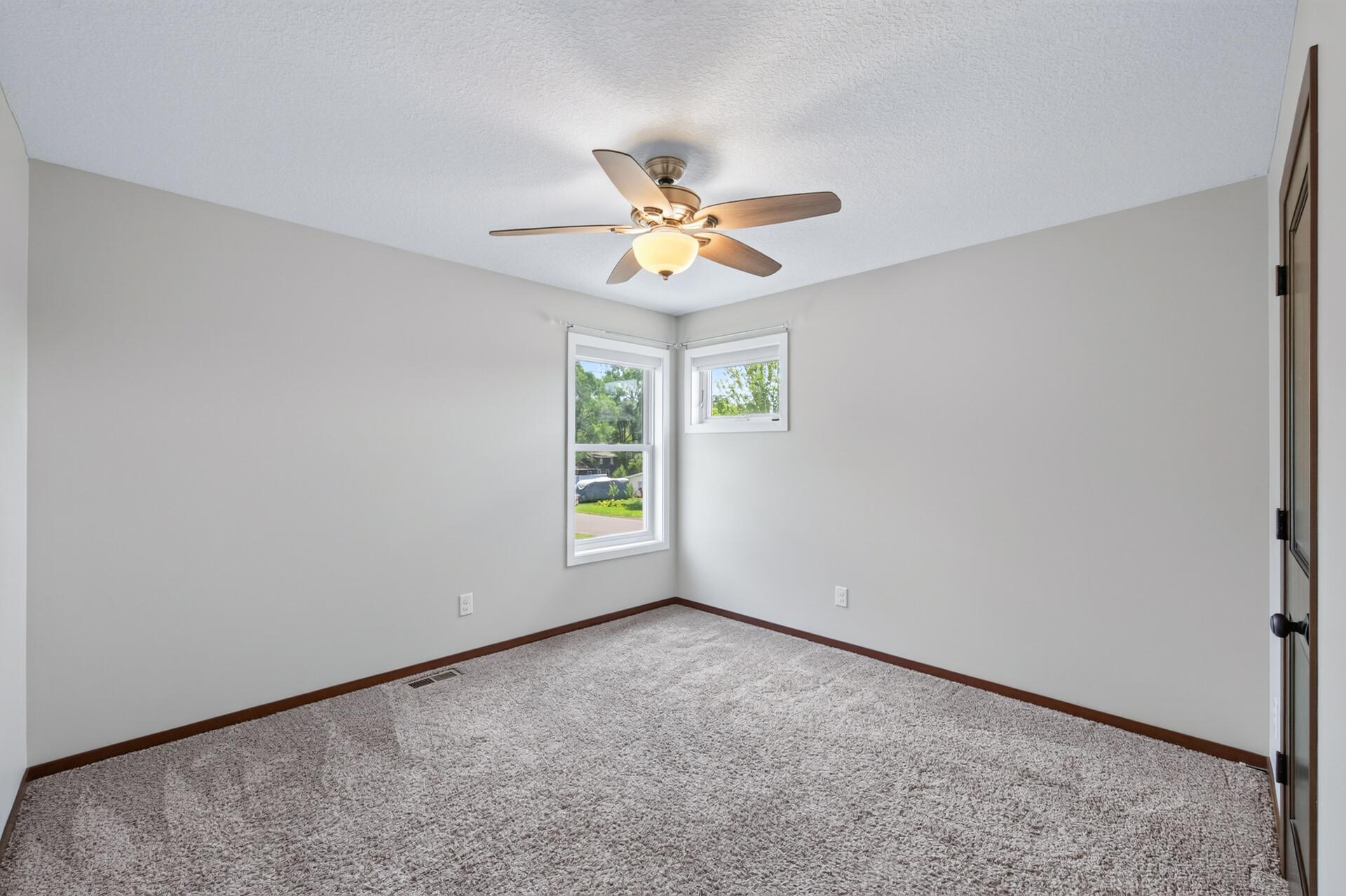 View of Residential at 2299 Gall Avenue, Maplewood MN 55109, Maplewood (22 of 42) - Mike Wilen | Minnesota Team Real Estate