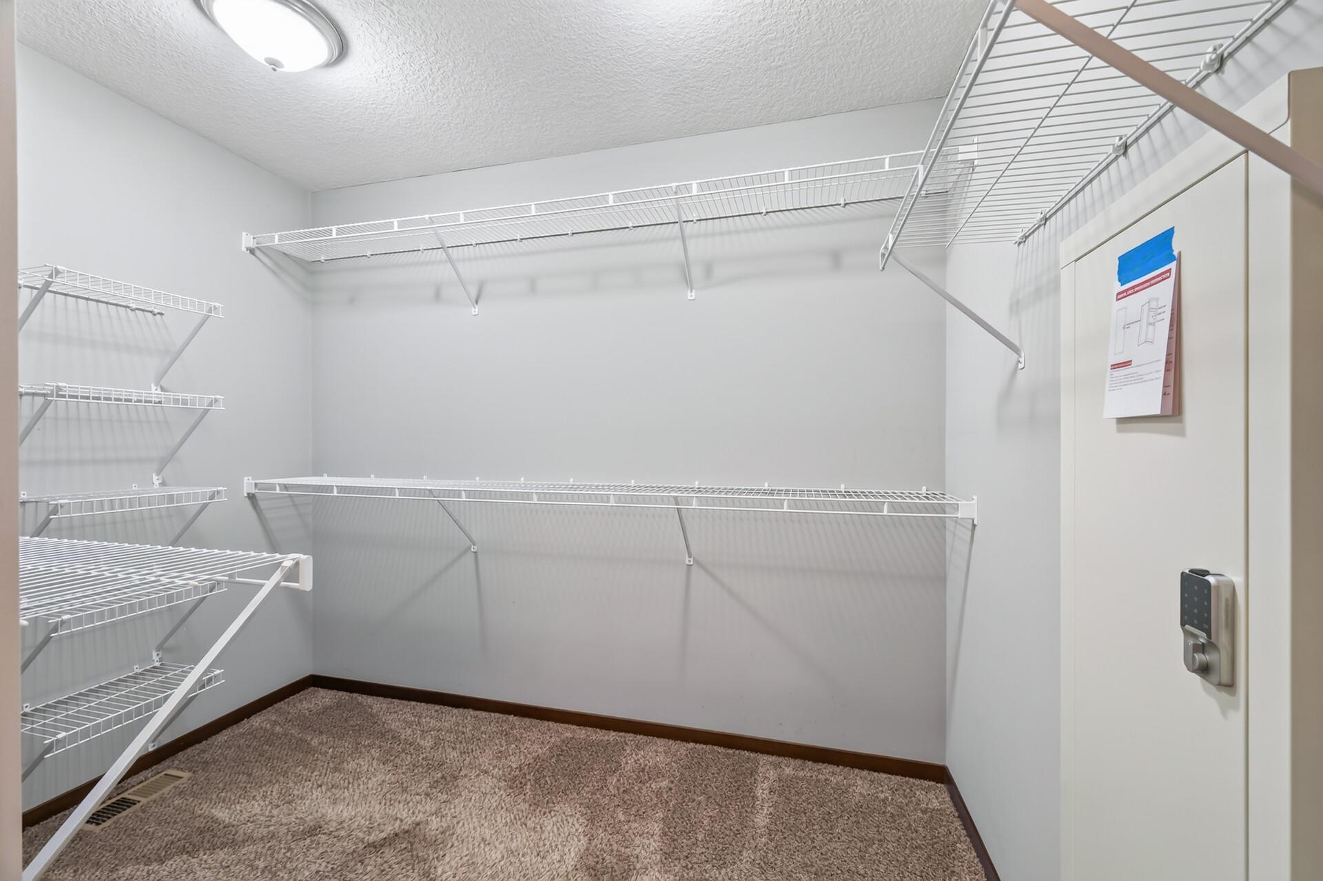 View of Residential at 2299 Gall Avenue, Maplewood MN 55109, Maplewood (17 of 42) - Mike Wilen | Minnesota Team Real Estate