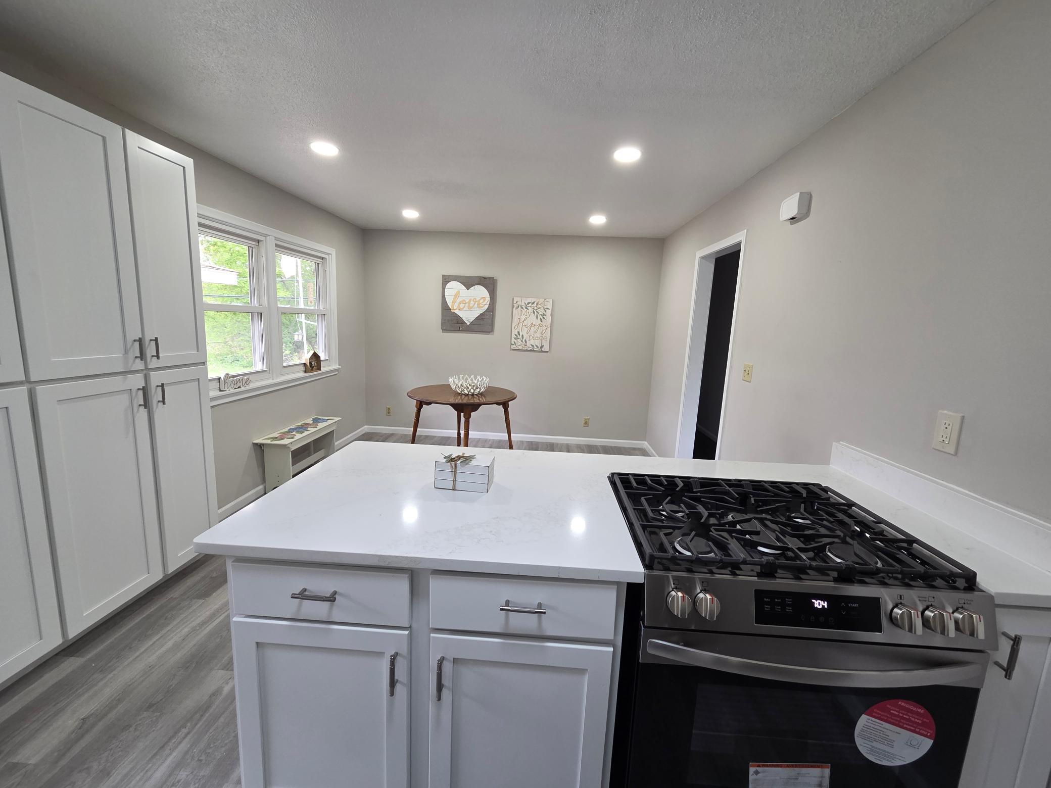 View of Residential at 5201 84th Street, Bloomington MN 55437, Bloomington (11 of 35) - Mike Wilen | Minnesota Team Real Estate