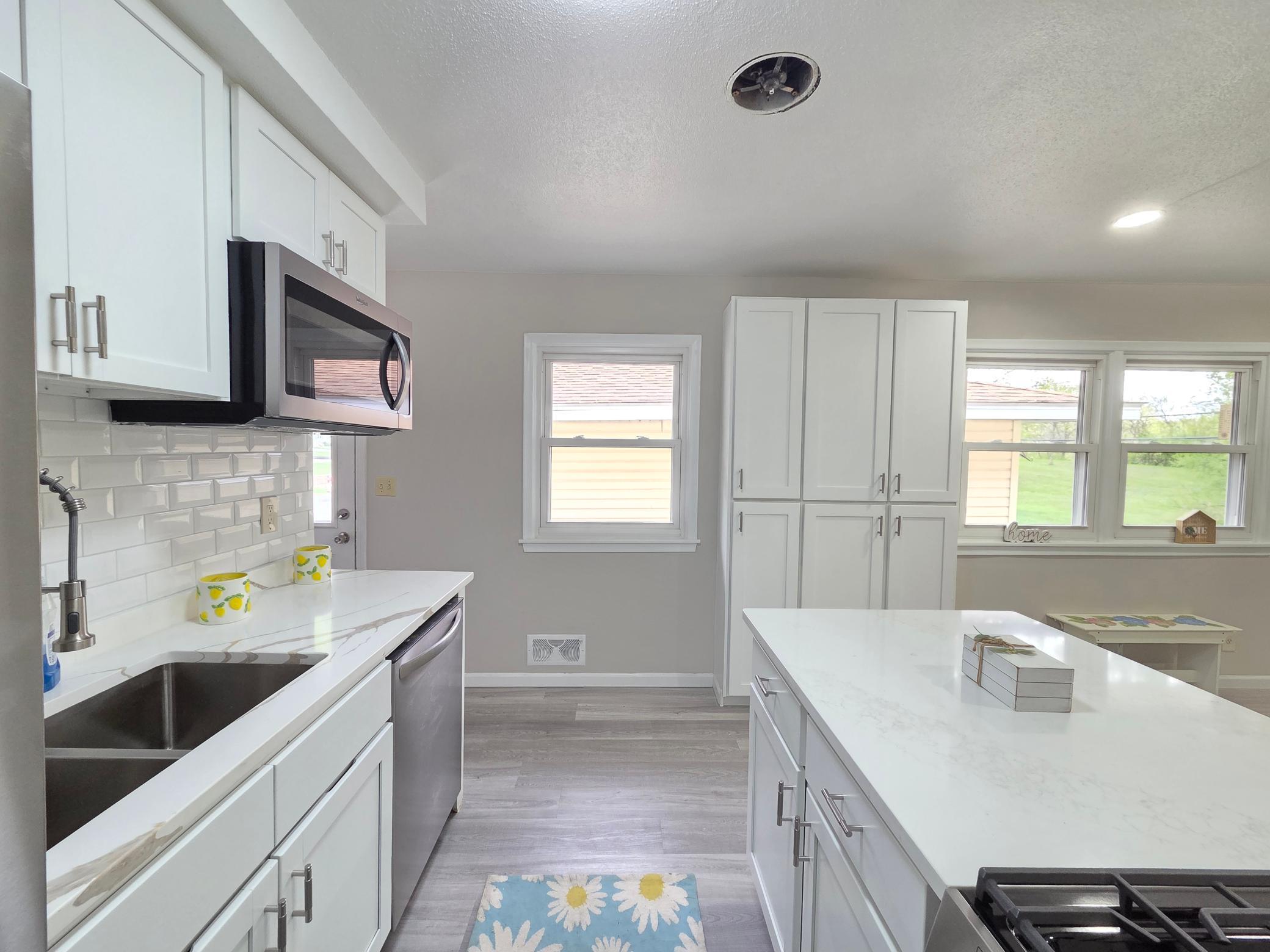 View of Residential at 5201 84th Street, Bloomington MN 55437, Bloomington (9 of 35) - Mike Wilen | Minnesota Team Real Estate