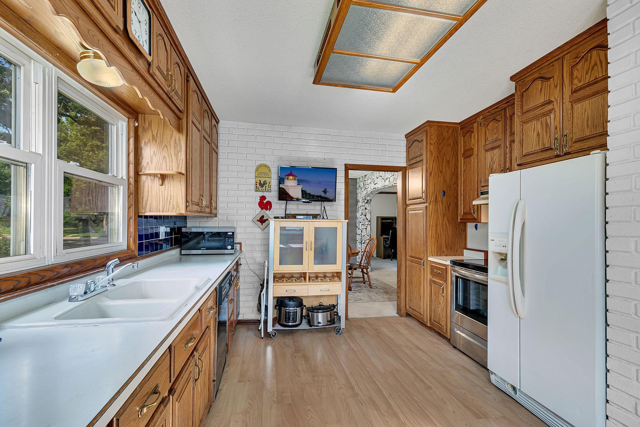 View of Residential at 645 Main Street, Hutchinson MN 55350, Hutchinson (11 of 27) - Mike Wilen | Minnesota Team Real Estate