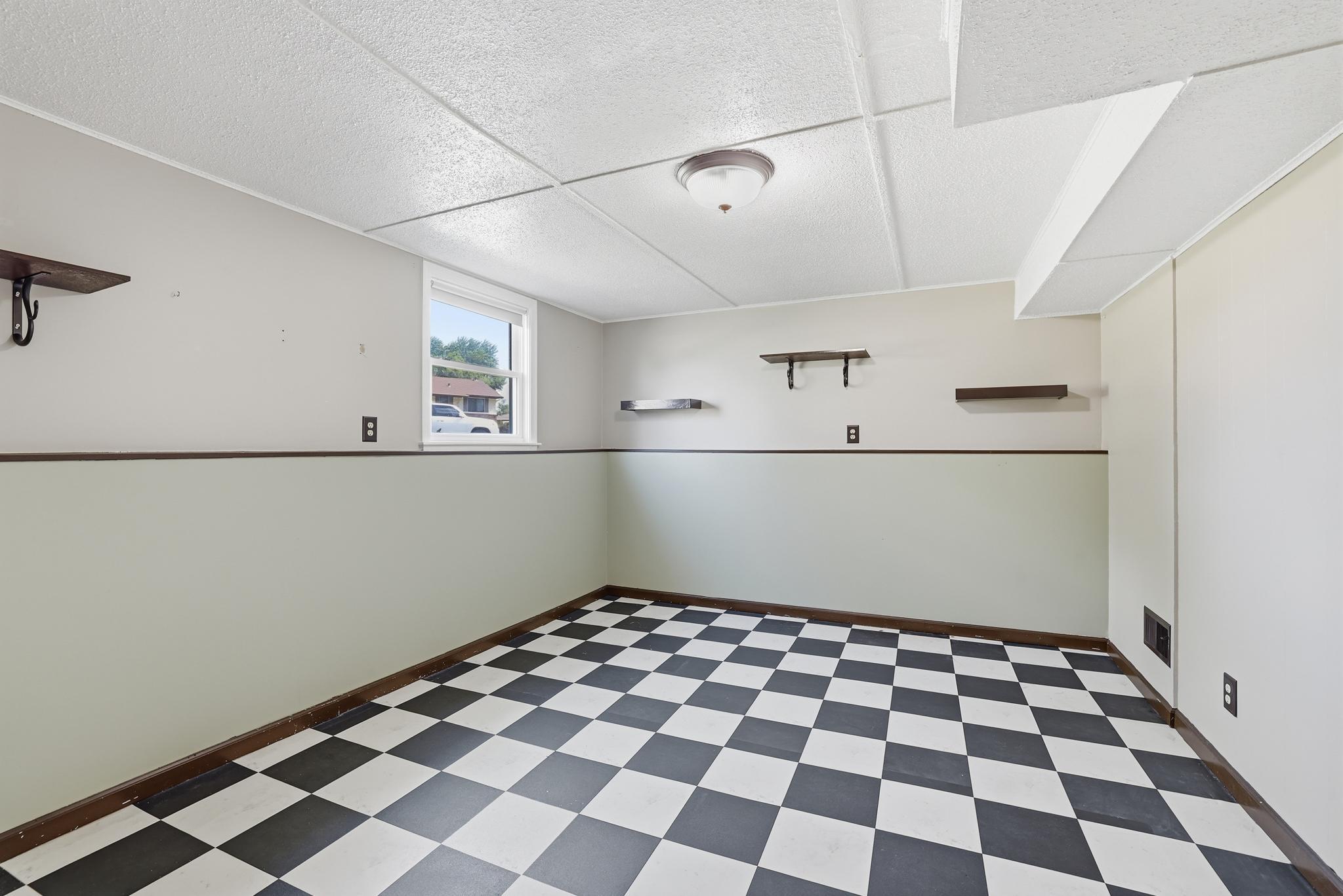 View of Residential at 8026 Hynes Avenue, Cottage Grove MN 55016, Cottage Grove (20 of 26) - Mike Wilen | Minnesota Team Real Estate