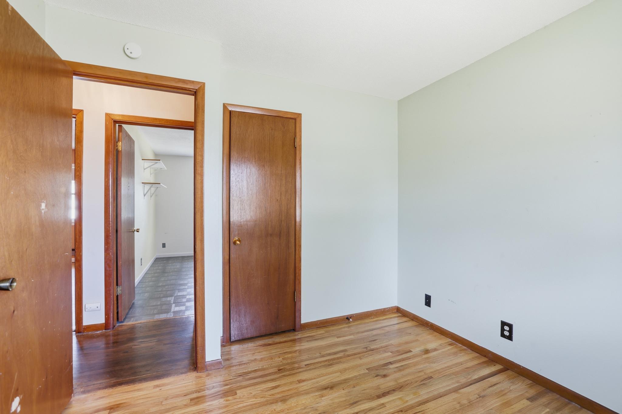 View of Residential at 8026 Hynes Avenue, Cottage Grove MN 55016, Cottage Grove (17 of 26) - Mike Wilen | Minnesota Team Real Estate