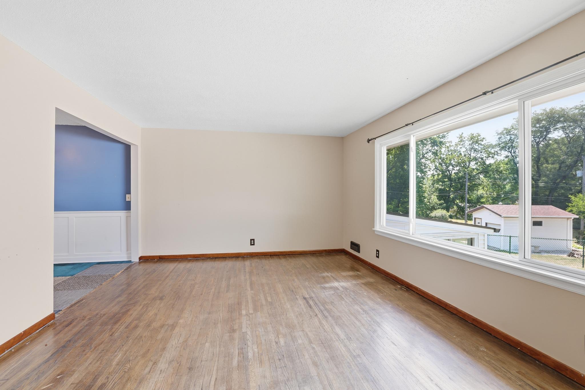 View of Residential at 8026 Hynes Avenue, Cottage Grove MN 55016, Cottage Grove (7 of 26) - Mike Wilen | Minnesota Team Real Estate