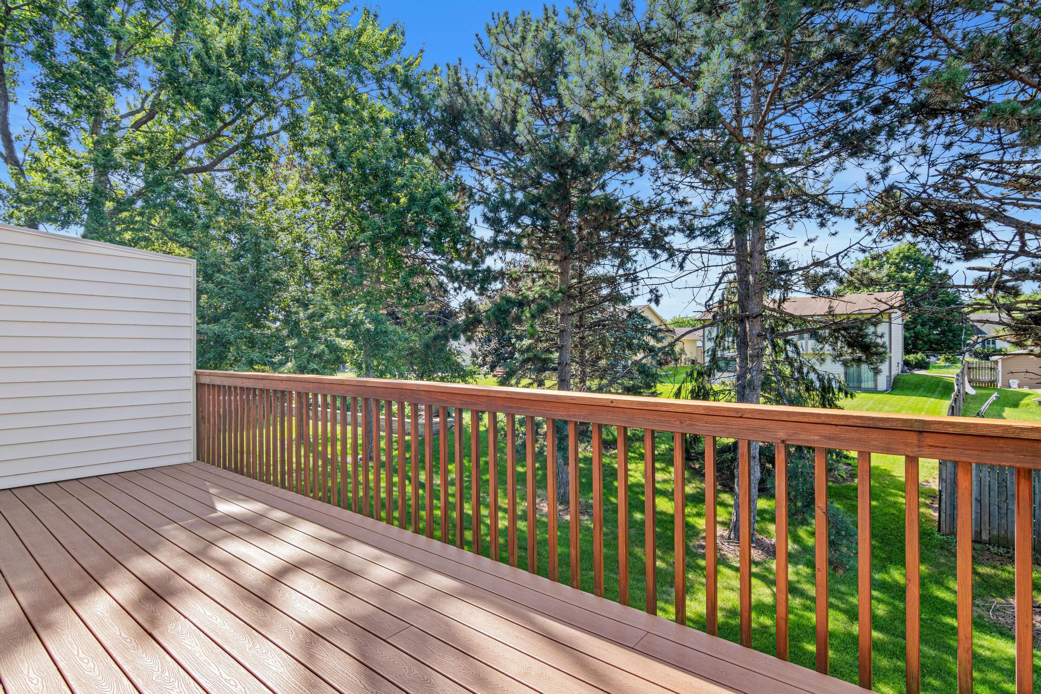View of Residential at 1314 Deercliff Lane, Eagan MN 55123, Eagan (22 of 24) - Mike Wilen | Minnesota Team Real Estate