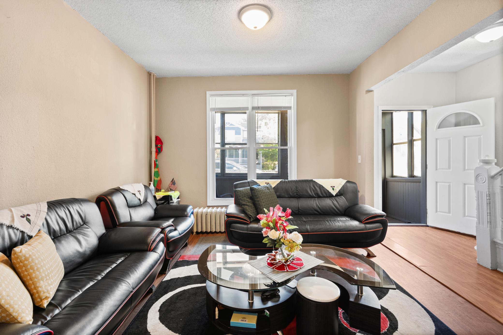 View of Residential at 513 Van Buren Avenue, Saint Paul MN 55103, Saint Paul (6 of 20) - Mike Wilen | Minnesota Team Real Estate