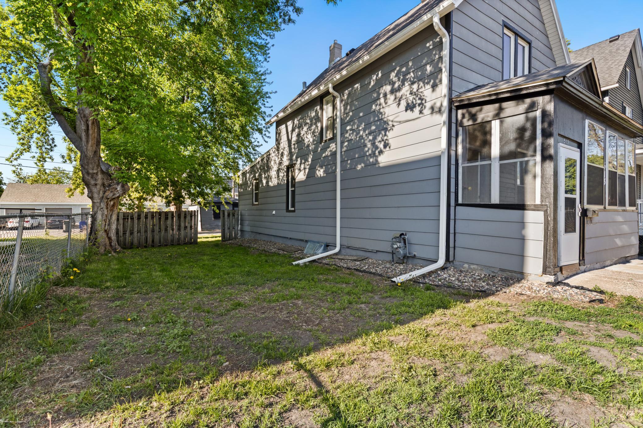 View of Residential at 513 Van Buren Avenue, Saint Paul MN 55103, Saint Paul (20 of 20) - Mike Wilen | Minnesota Team Real Estate