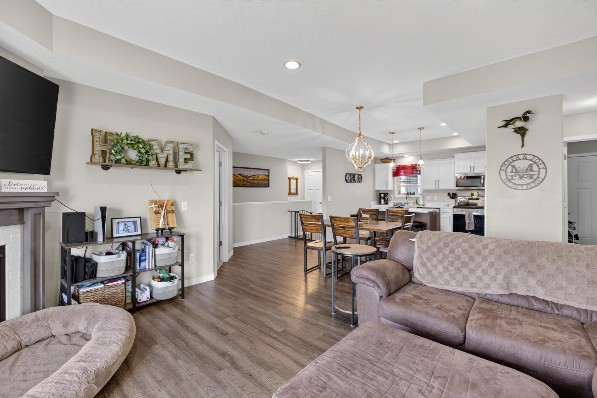 View of Residential at 913 Moline Loop, Isanti MN 55040, Isanti (9 of 21) - Mike Wilen | Minnesota Team Real Estate