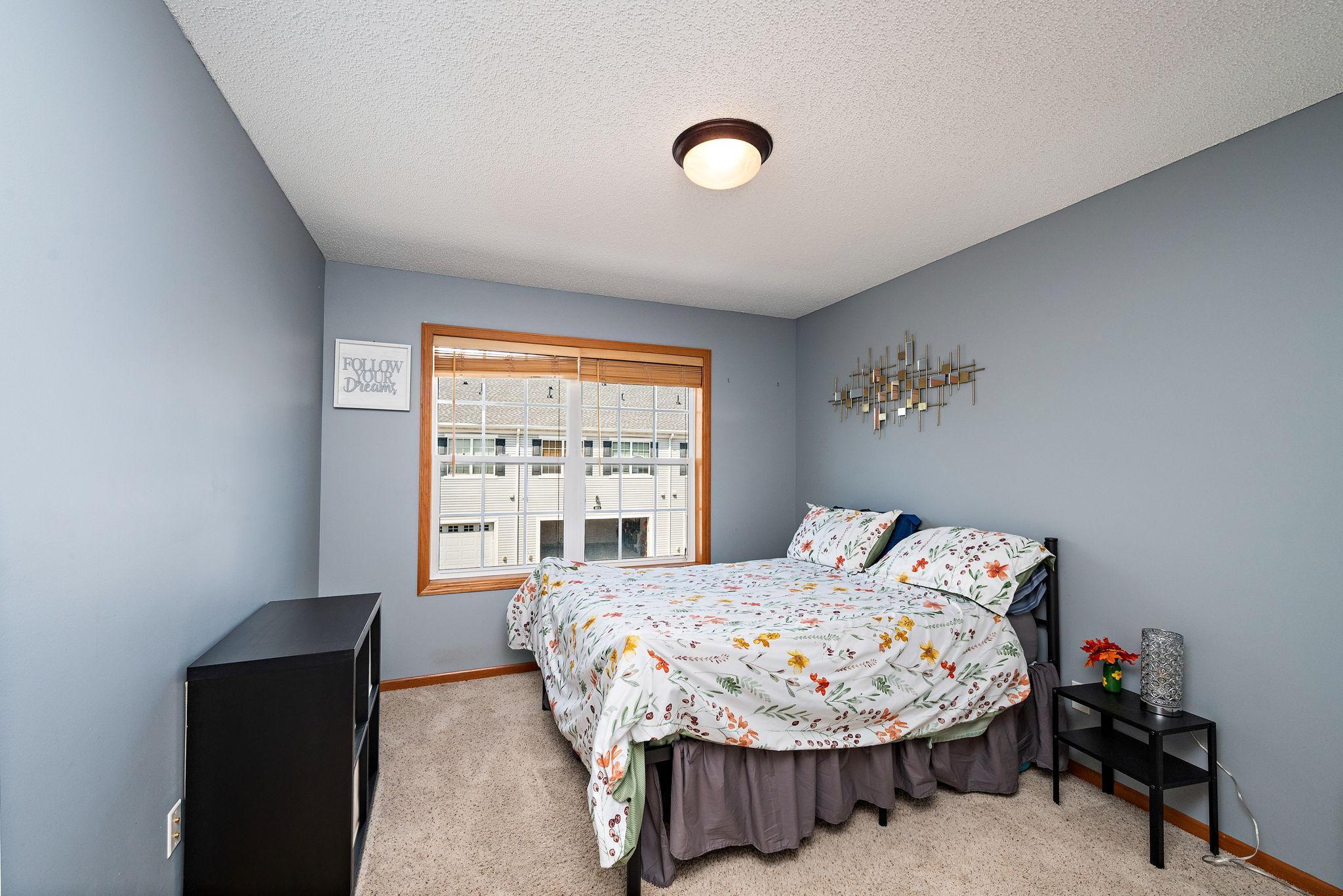 View of Residential at 1072 Henslow Avenue, Oakdale MN 55128, Oakdale (19 of 21) - Mike Wilen | Minnesota Team Real Estate