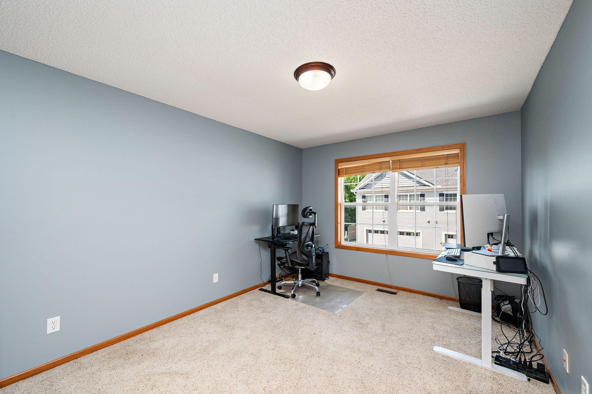 View of Residential at 1072 Henslow Avenue, Oakdale MN 55128, Oakdale (20 of 21) - Mike Wilen | Minnesota Team Real Estate