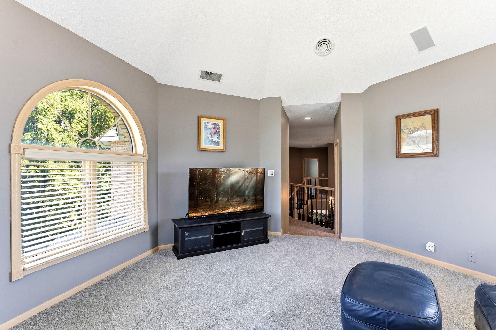 View of Residential at 8148 Ithaca Lane, Maple Grove MN 55311, Maple Grove (45 of 100) - Mike Wilen | Minnesota Team Real Estate