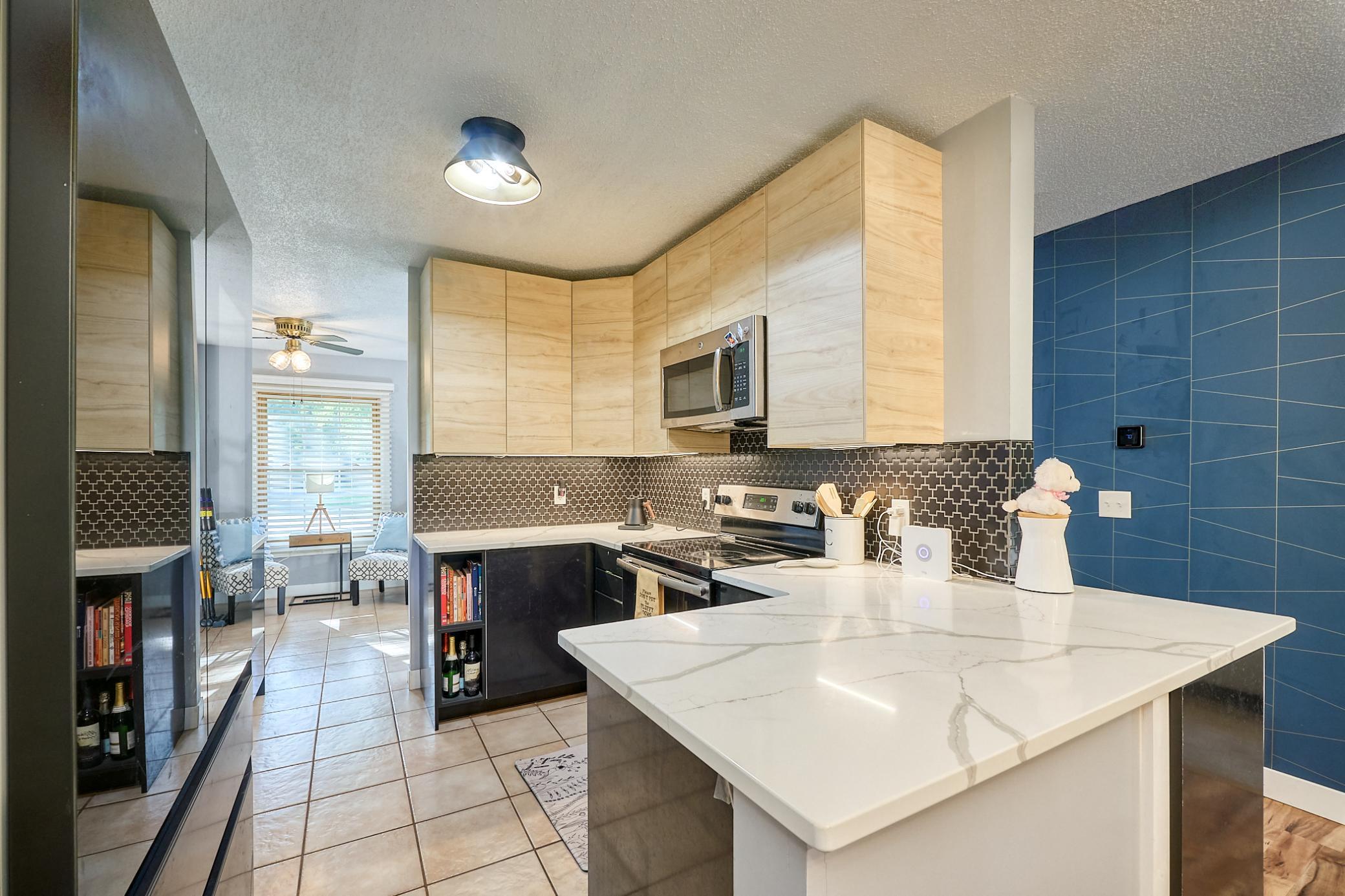 View of Residential at 2327 Grange Avenue, Oakdale MN 55128, Oakdale (11 of 32) - Mike Wilen | Minnesota Team Real Estate
