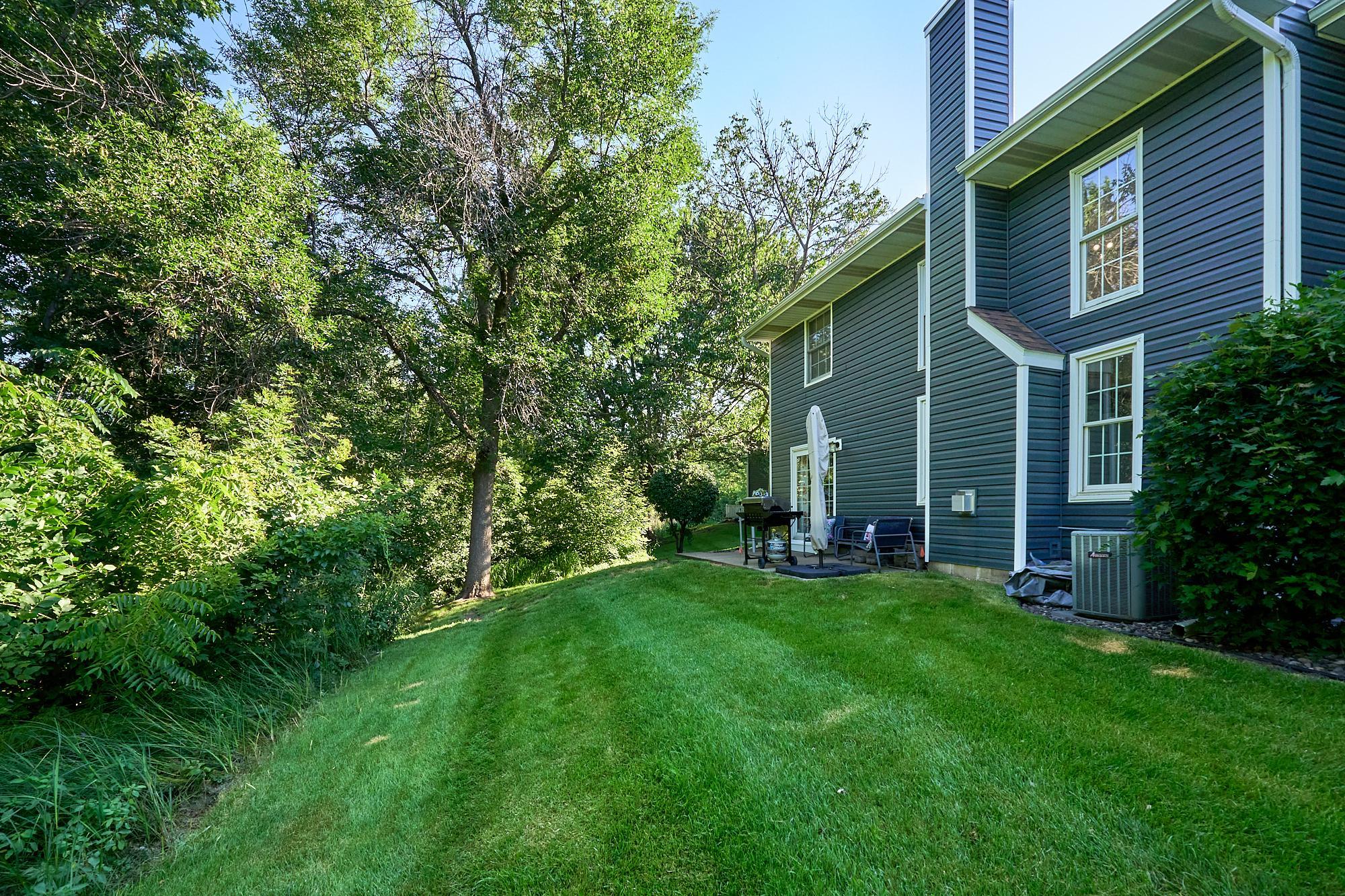 View of Residential at 2327 Grange Avenue, Oakdale MN 55128, Oakdale (6 of 32) - Mike Wilen | Minnesota Team Real Estate