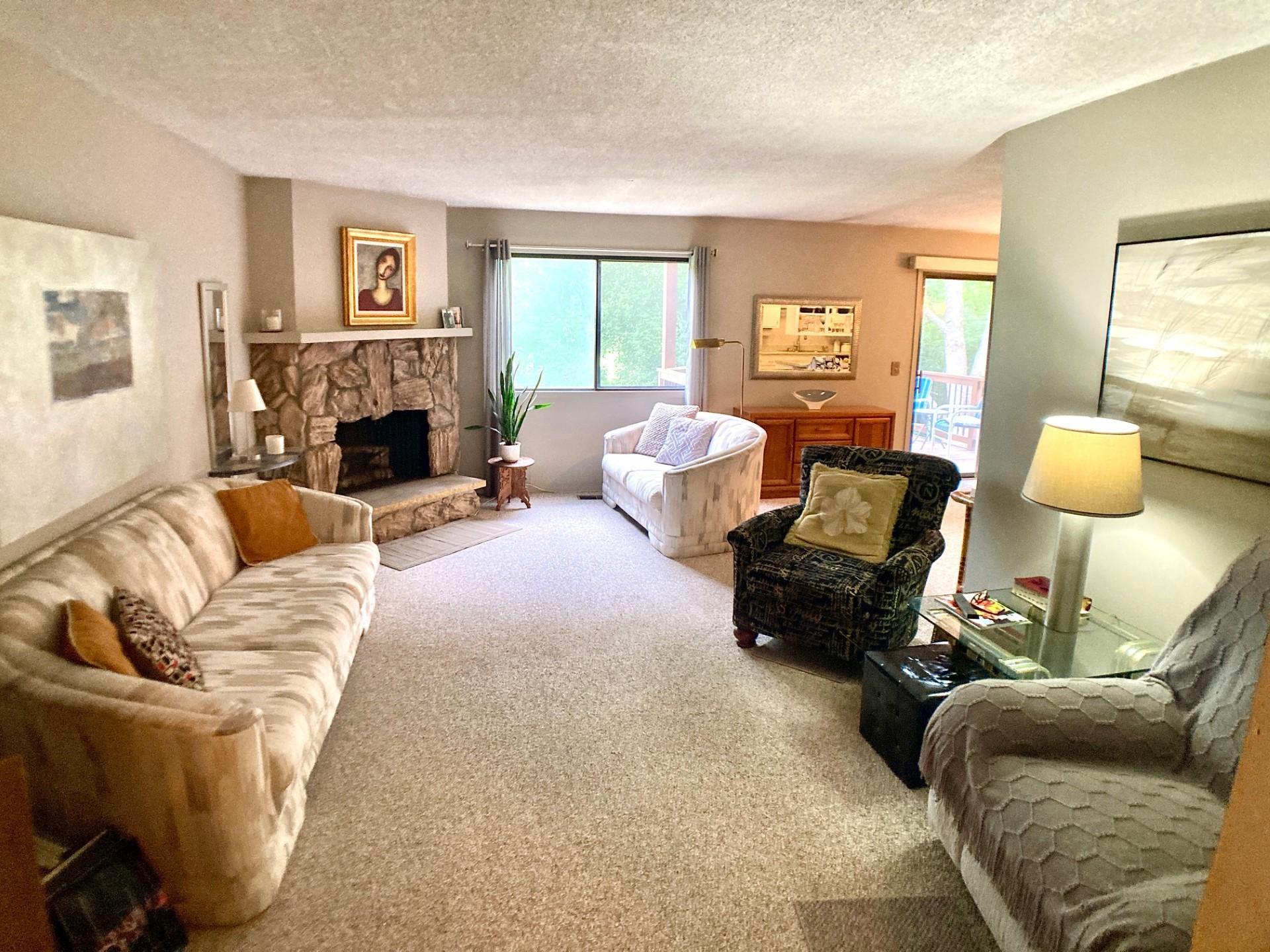 View of Residential at 14314 Fairway Drive, Eden Prairie MN 55344, Eden Prairie (7 of 30) - Mike Wilen | Minnesota Team Real Estate
