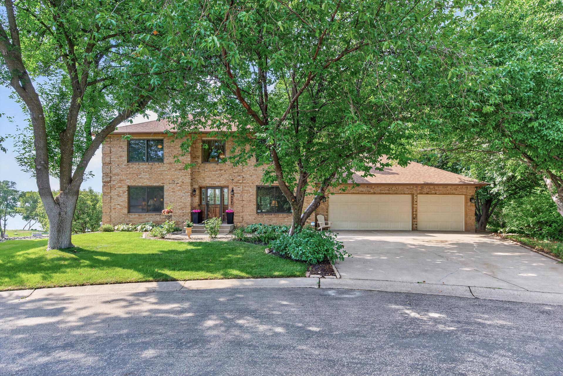 View of Residential at 8945 Dallas Lane, Maple Grove MN 55369, Maple Grove - Mike Wilen | Minnesota Team Real Estate