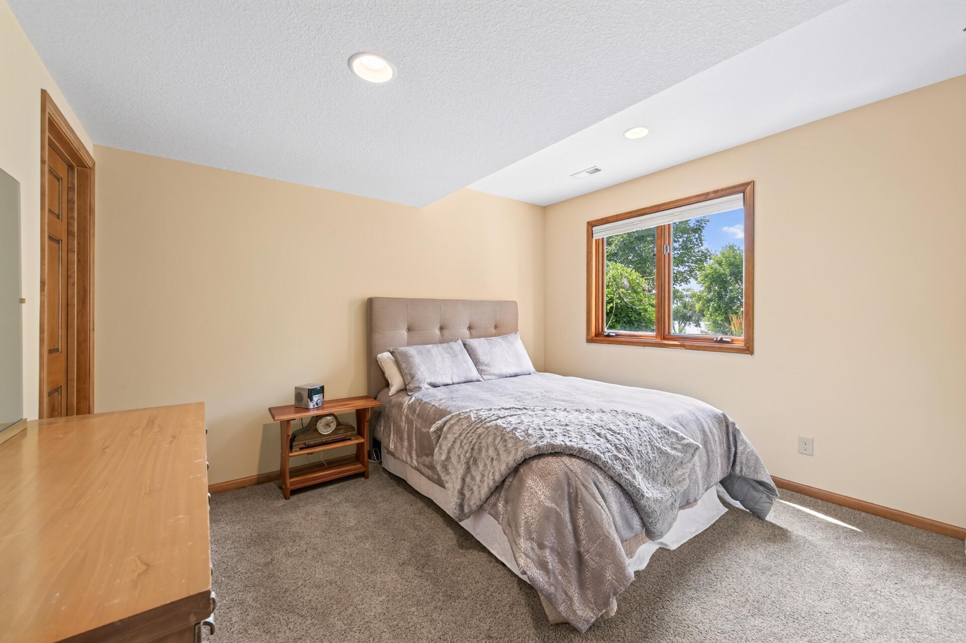 View of Residential at 8945 Dallas Lane, Maple Grove MN 55369, Maple Grove (28 of 45) - Mike Wilen | Minnesota Team Real Estate