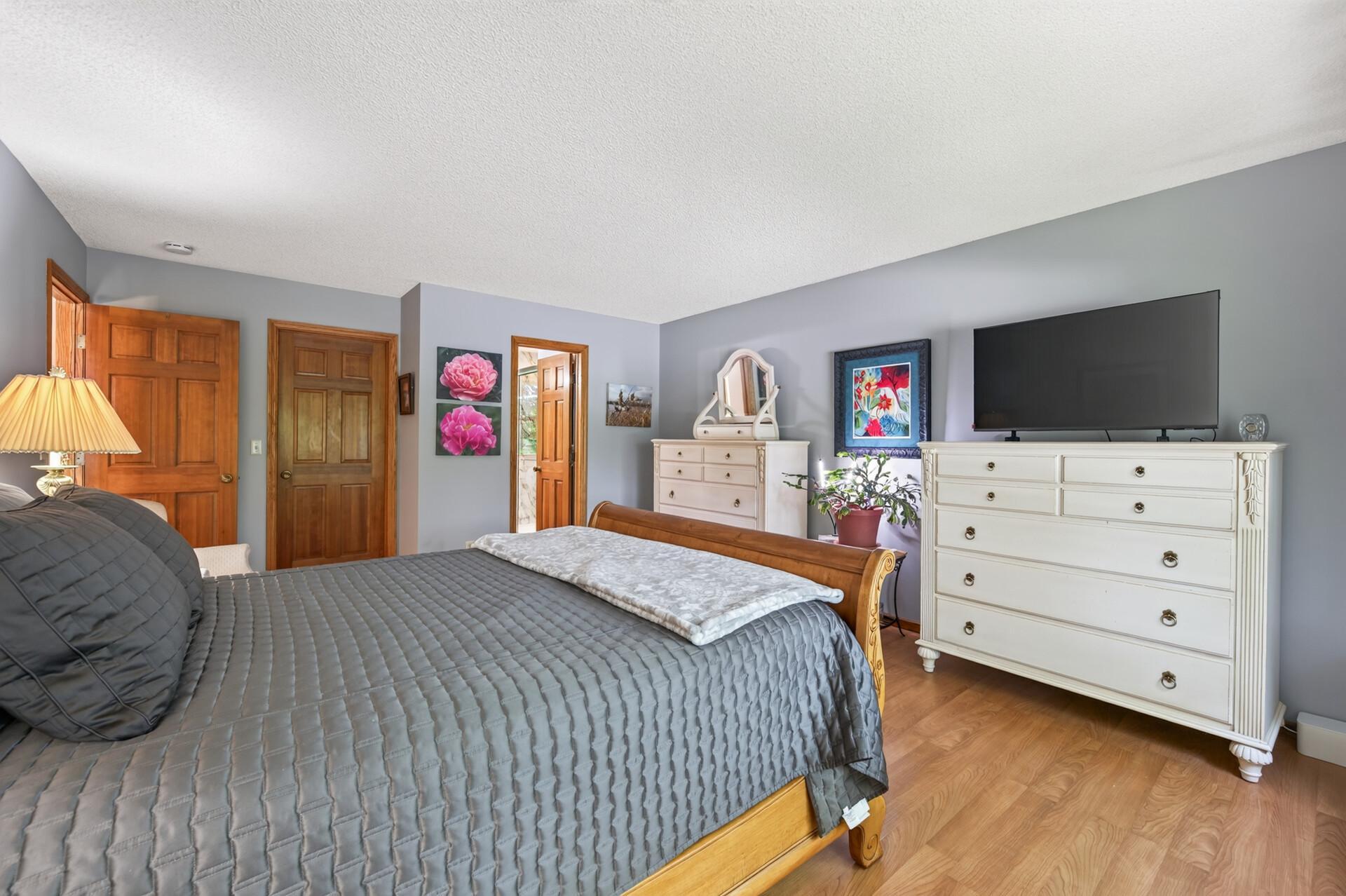 View of Residential at 8945 Dallas Lane, Maple Grove MN 55369, Maple Grove (17 of 45) - Mike Wilen | Minnesota Team Real Estate
