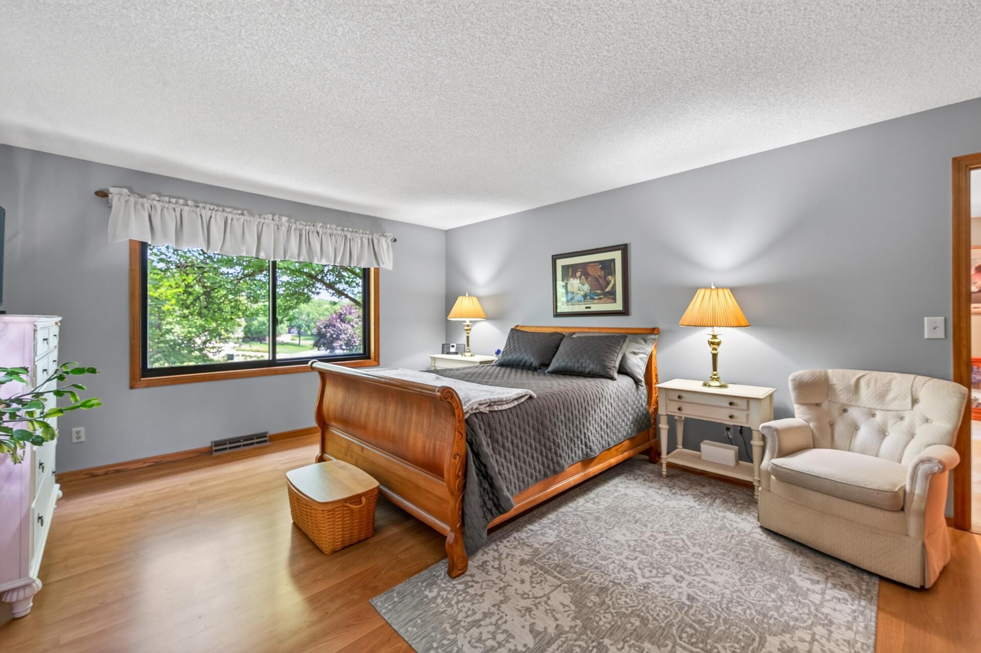 View of Residential at 8945 Dallas Lane, Maple Grove MN 55369, Maple Grove (16 of 45) - Mike Wilen | Minnesota Team Real Estate