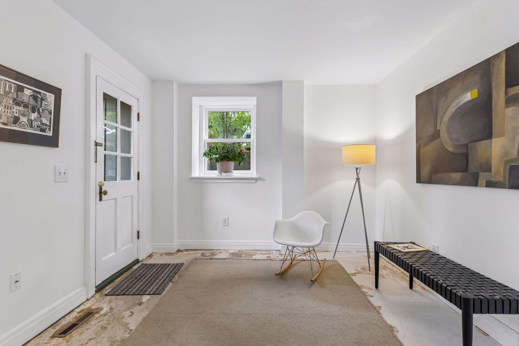 View of Residential at 16 Grove Street #16B, Minneapolis MN 55401, Minneapolis (20 of 38) - Mike Wilen | Minnesota Team Real Estate