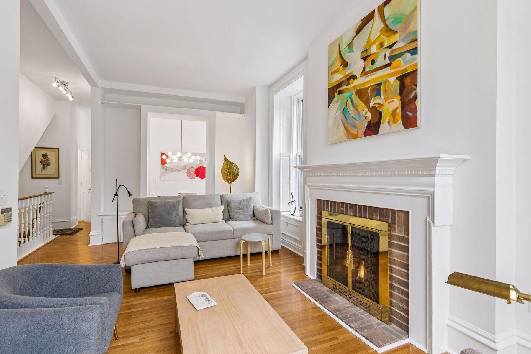 View of Residential at 16 Grove Street #16B, Minneapolis MN 55401, Minneapolis (8 of 38) - Mike Wilen | Minnesota Team Real Estate
