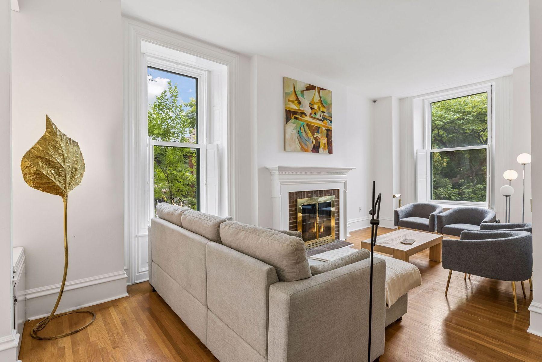 View of Residential at 16 Grove Street #16B, Minneapolis MN 55401, Minneapolis (5 of 38) - Mike Wilen | Minnesota Team Real Estate