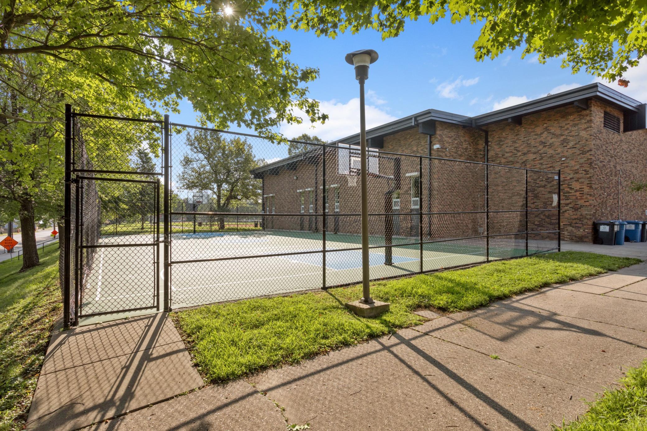 View of Residential at 3326 Thomas Avenue, Minneapolis MN 55412, Minneapolis (40 of 42) - Mike Wilen | Minnesota Team Real Estate