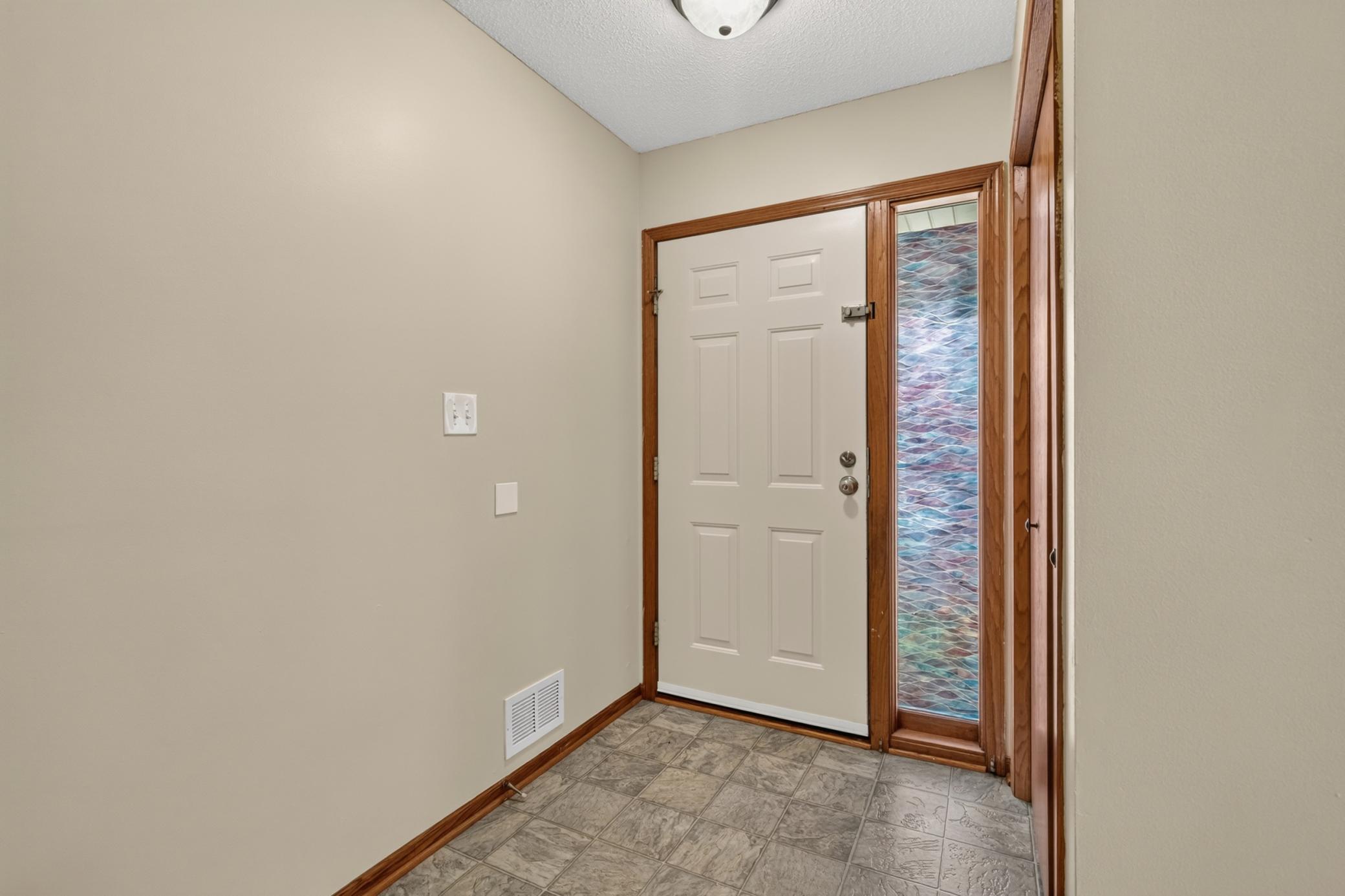 View of Residential at 9313 Loch Lomond Lane, Brooklyn Park MN 55443, Brooklyn Park (4 of 44) - Mike Wilen | Minnesota Team Real Estate