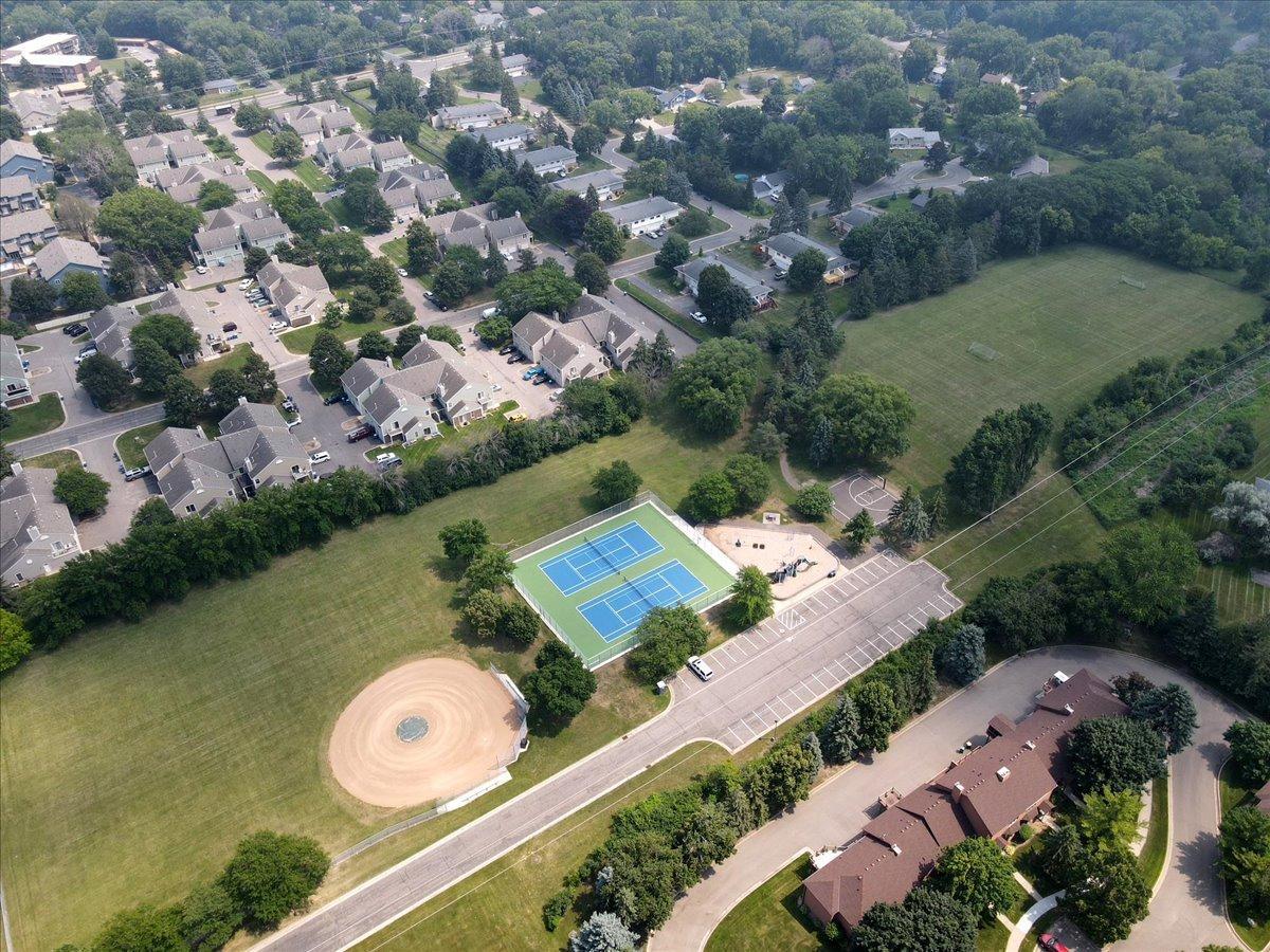 View of Residential at 12264 17th Avenue, Burnsville MN 55337, Burnsville (35 of 38) - Mike Wilen | Minnesota Team Real Estate