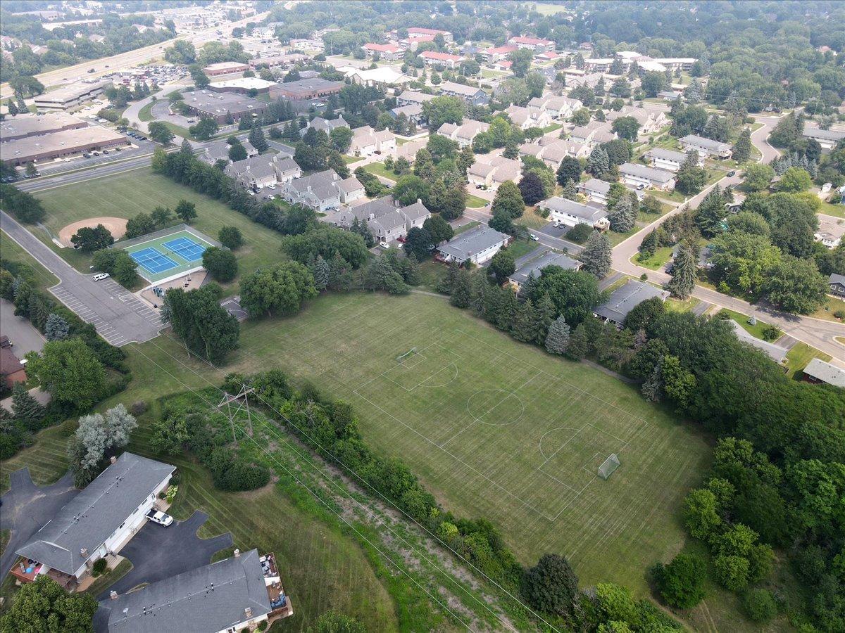 View of Residential at 12264 17th Avenue, Burnsville MN 55337, Burnsville (33 of 38) - Mike Wilen | Minnesota Team Real Estate
