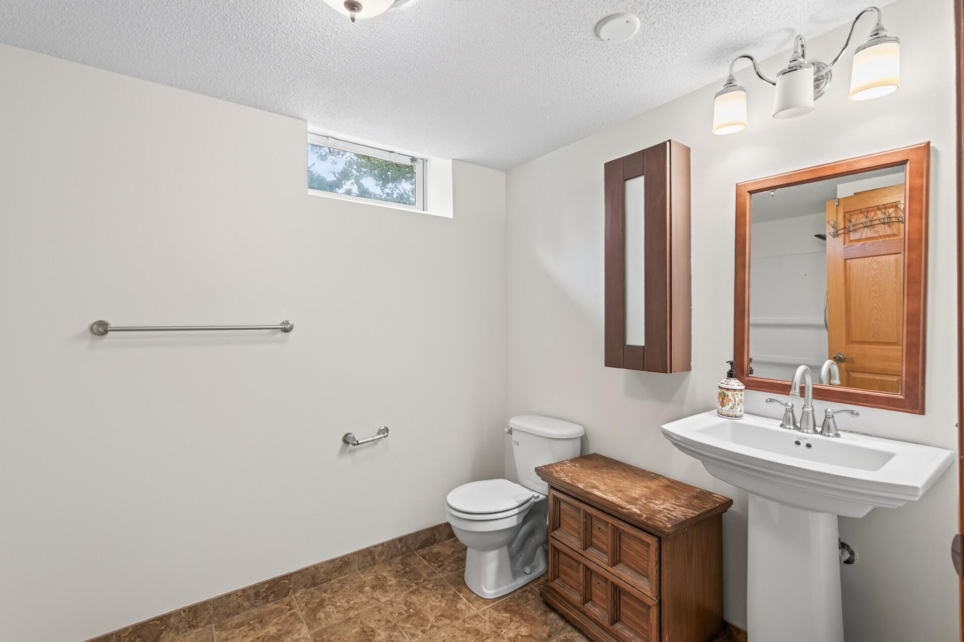 View of Residential at 3948 Sunshine Drive, Oak Grove MN 55303, Oak Grove (38 of 47) - Mike Wilen | Minnesota Team Real Estate