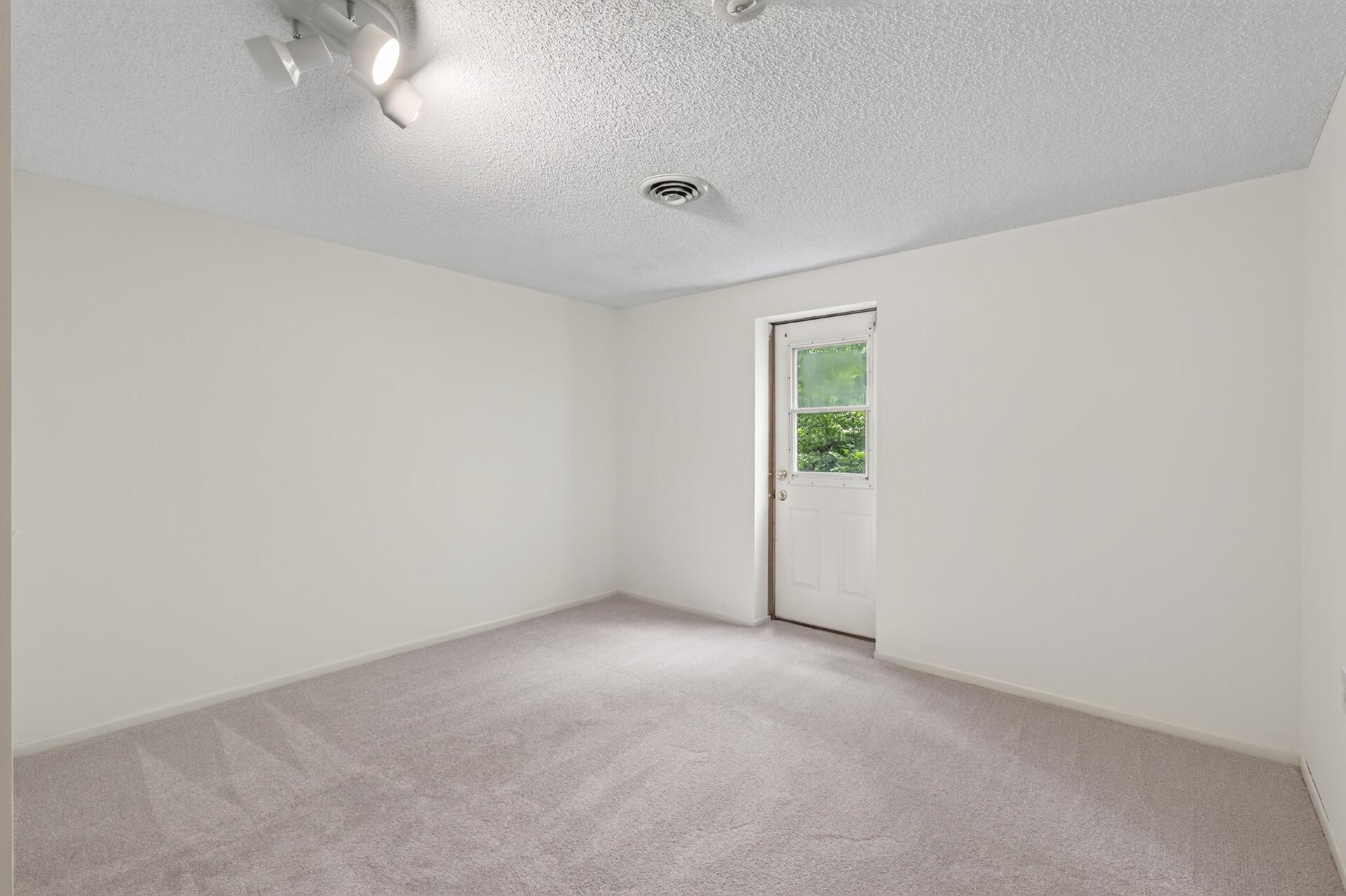 View of Residential at 3948 Sunshine Drive, Oak Grove MN 55303, Oak Grove (32 of 47) - Mike Wilen | Minnesota Team Real Estate