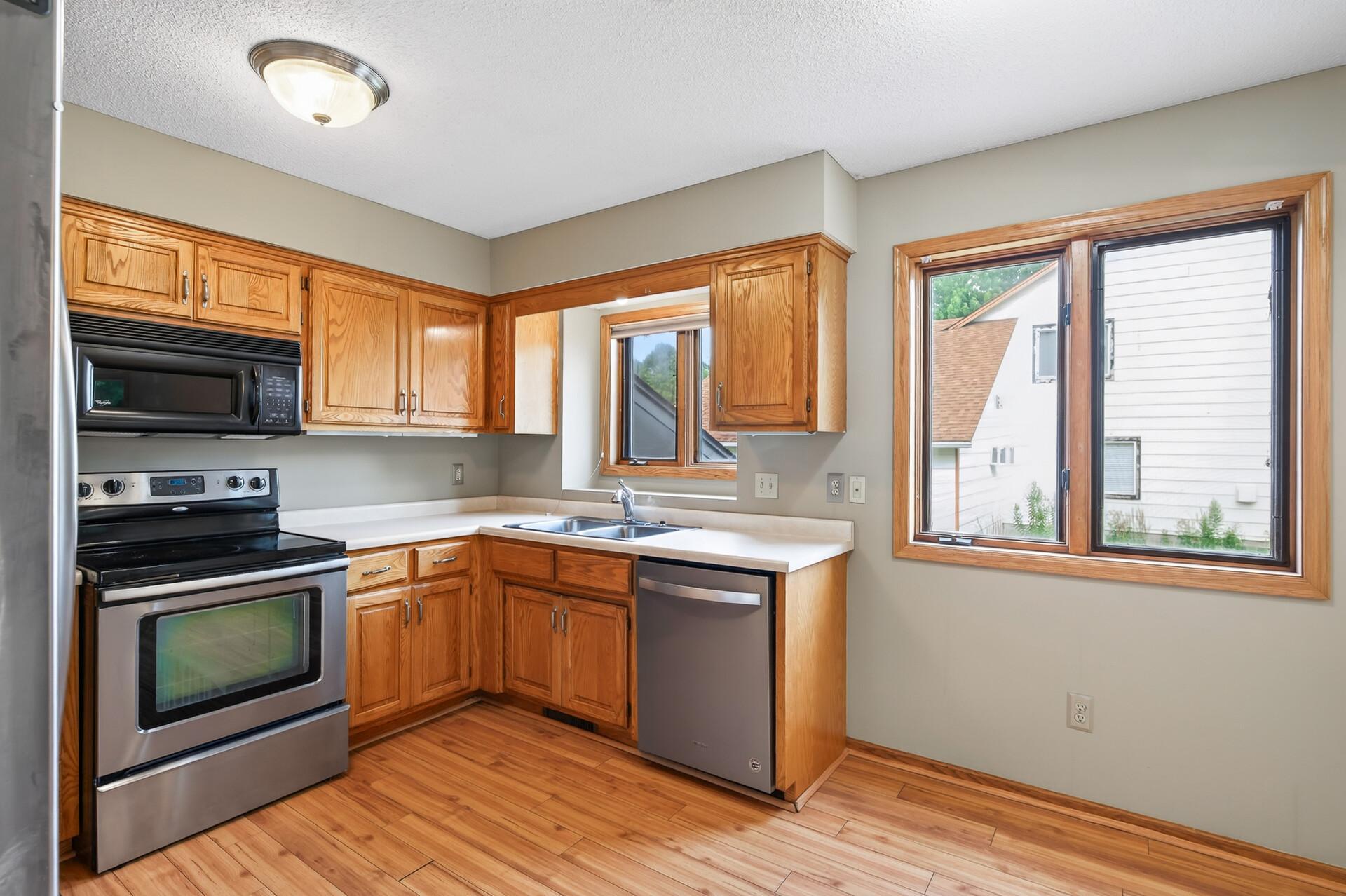 View of Residential at 8026 173rd Street, Lakeville MN 55044, Lakeville (8 of 31) - Mike Wilen | Minnesota Team Real Estate