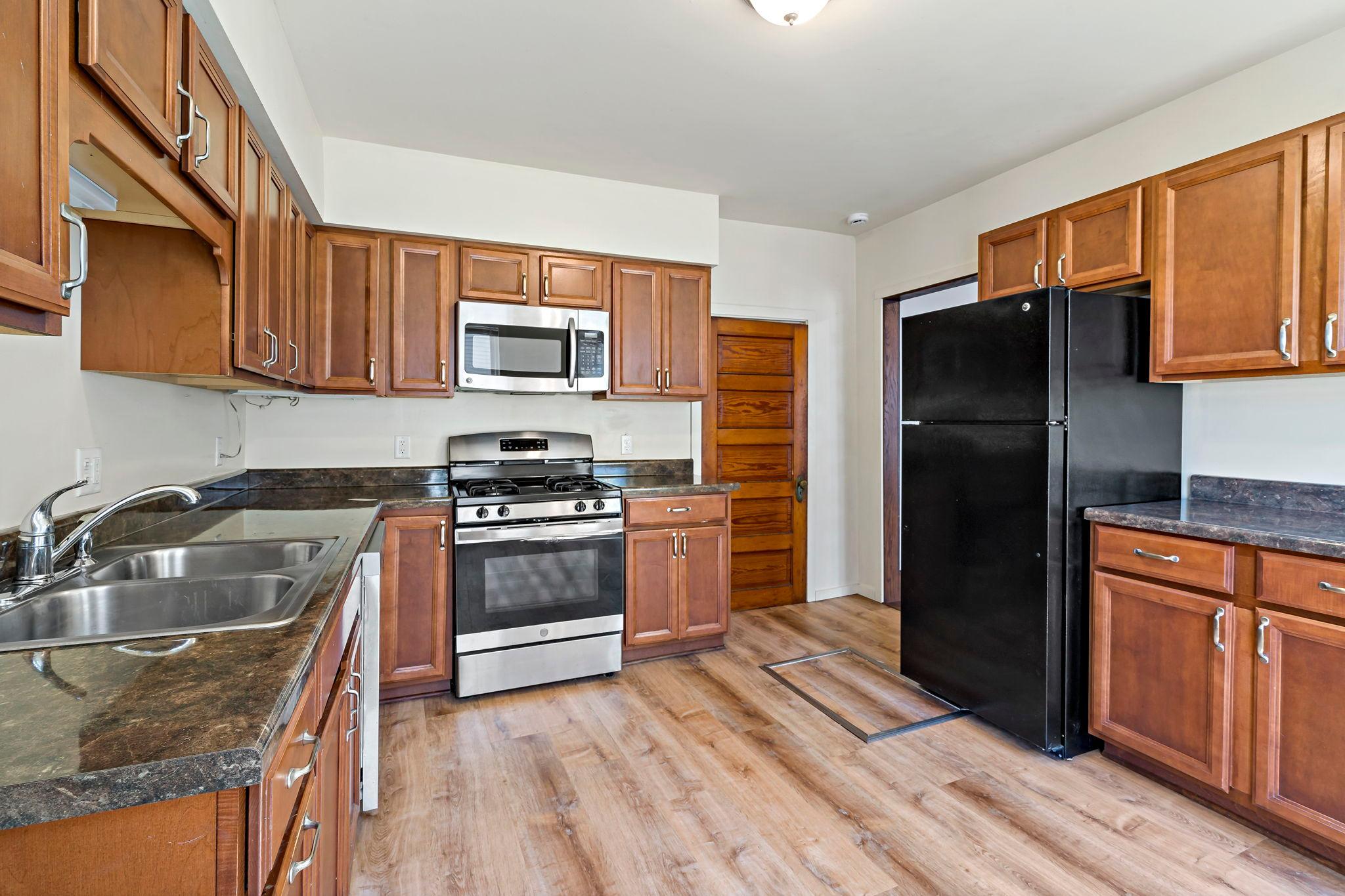 View of Residential Income at 2832 27th Avenue, Minneapolis MN 55406, Minneapolis (7 of 26) - Mike Wilen | Minnesota Team Real Estate