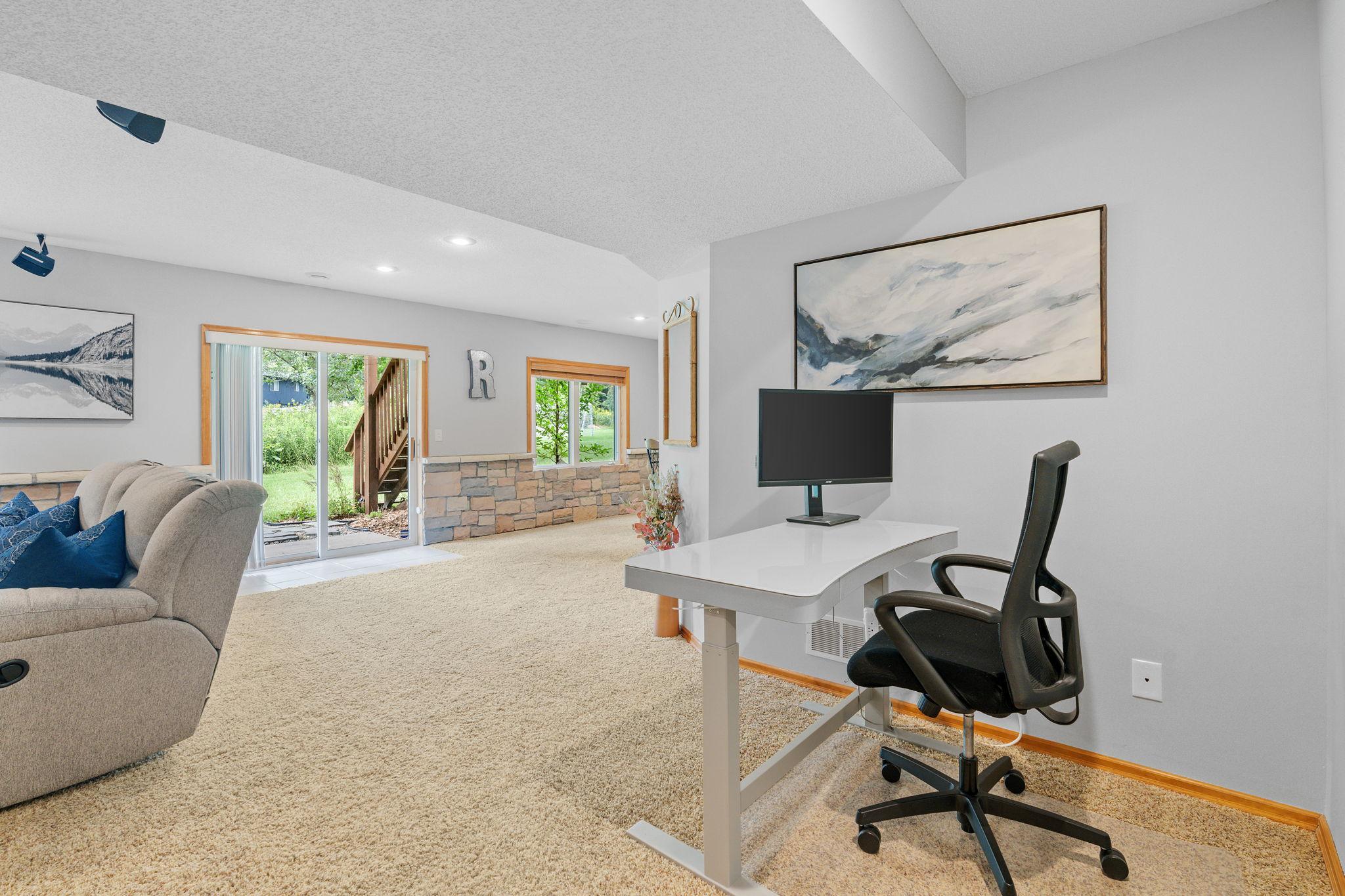 View of Residential at 2213 Emerald Lane, Saint Paul MN 55119, Saint Paul (47 of 61) - Mike Wilen | Minnesota Team Real Estate