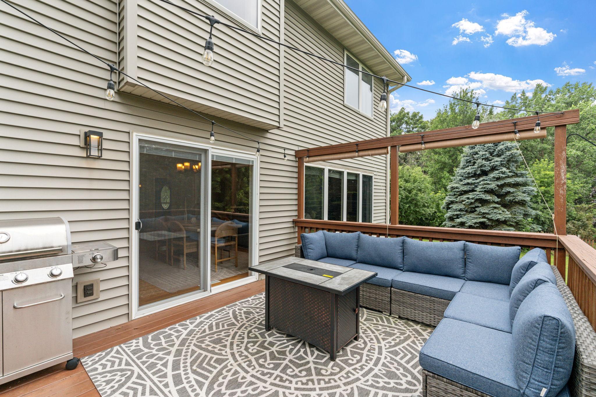 View of Residential at 2213 Emerald Lane, Saint Paul MN 55119, Saint Paul (14 of 61) - Mike Wilen | Minnesota Team Real Estate