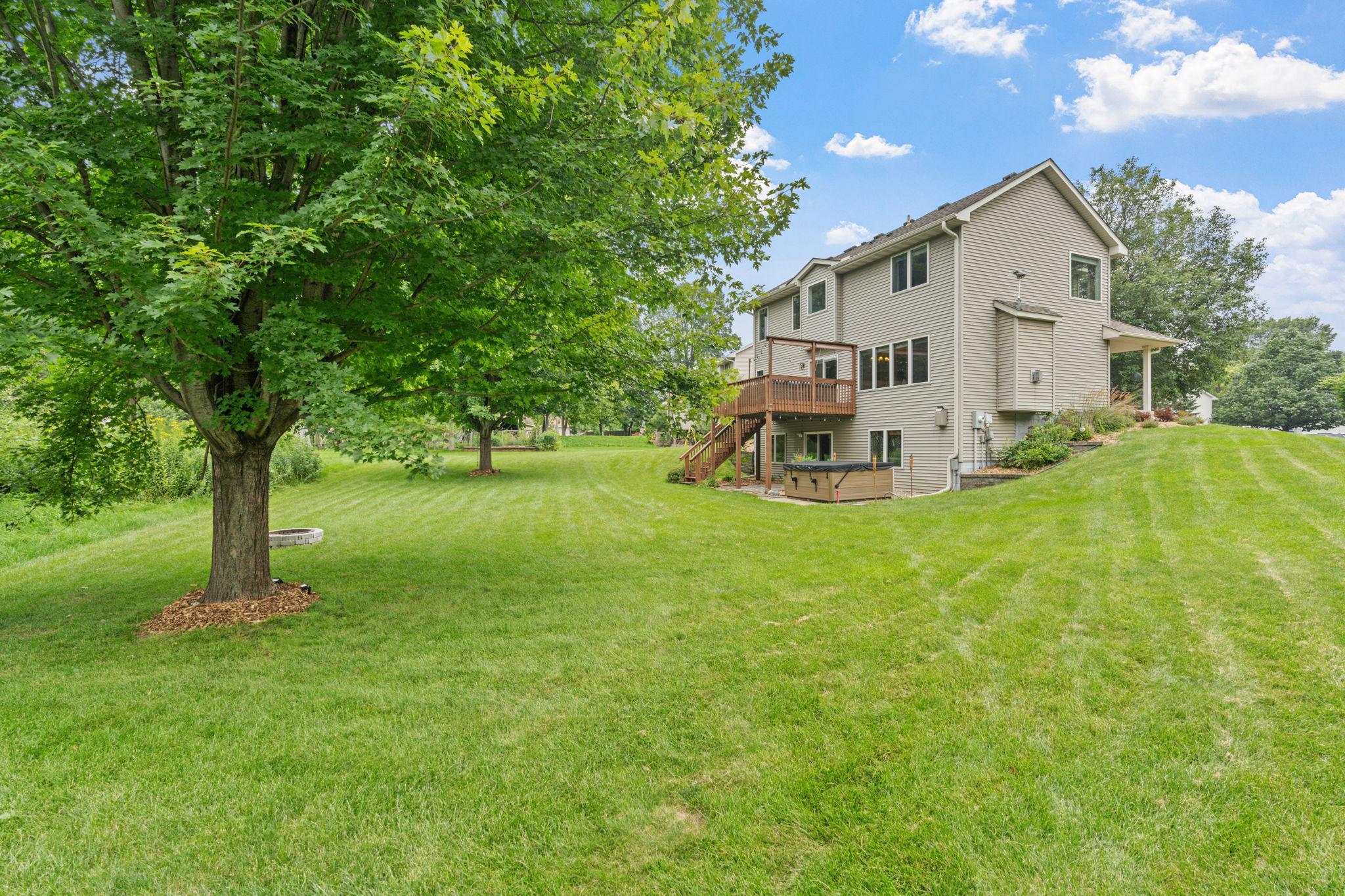 View of Residential at 2213 Emerald Lane, Saint Paul MN 55119, Saint Paul (54 of 61) - Mike Wilen | Minnesota Team Real Estate