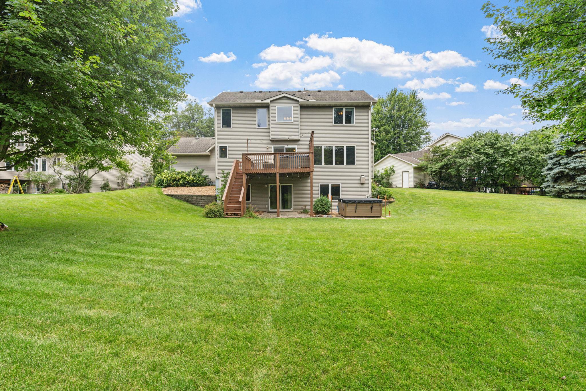 View of Residential at 2213 Emerald Lane, Saint Paul MN 55119, Saint Paul (52 of 61) - Mike Wilen | Minnesota Team Real Estate