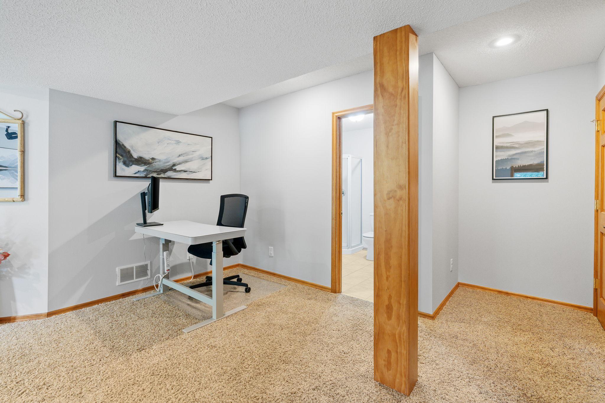 View of Residential at 2213 Emerald Lane, Saint Paul MN 55119, Saint Paul (42 of 61) - Mike Wilen | Minnesota Team Real Estate