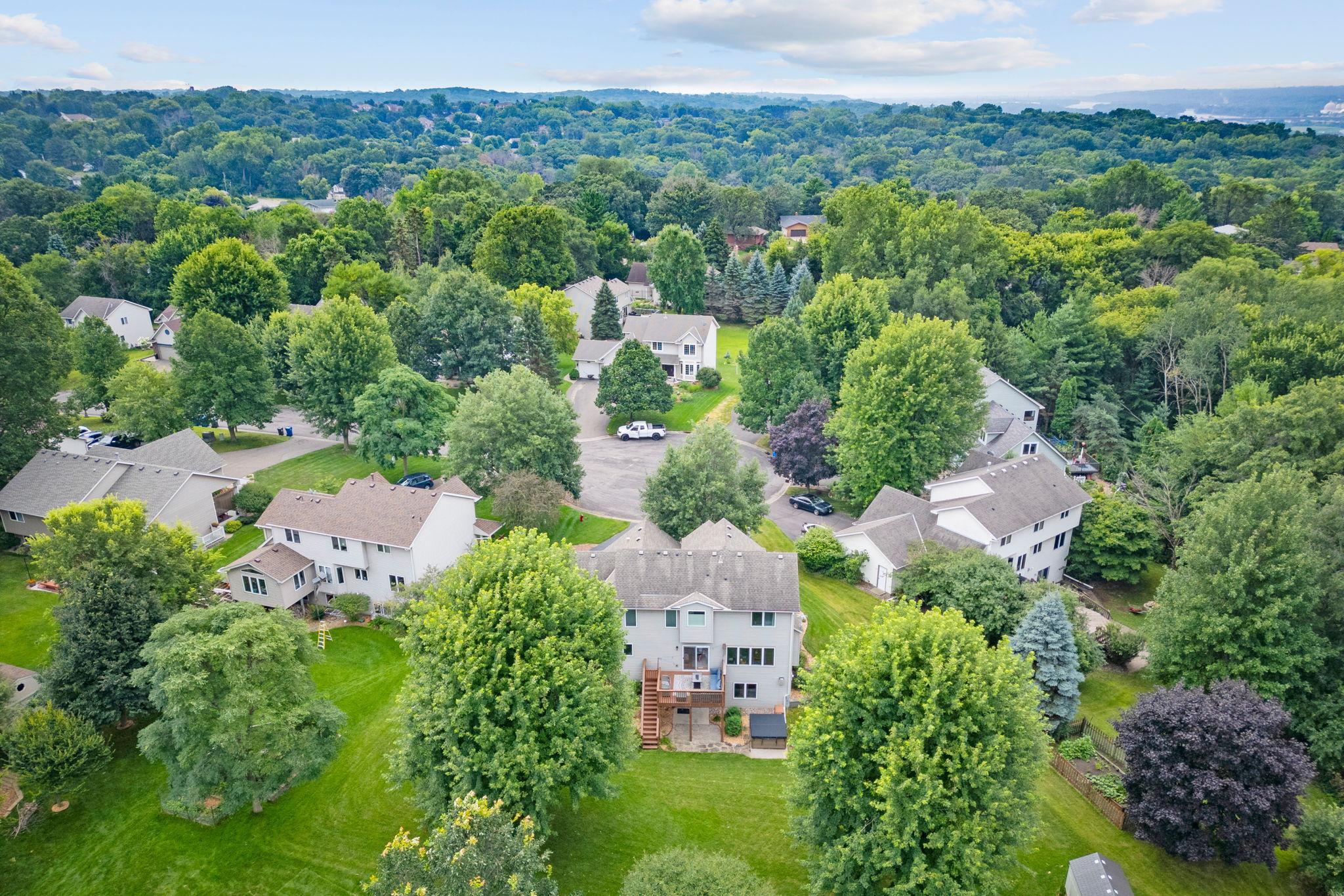 View of Residential at 2213 Emerald Lane, Saint Paul MN 55119, Saint Paul (58 of 61) - Mike Wilen | Minnesota Team Real Estate