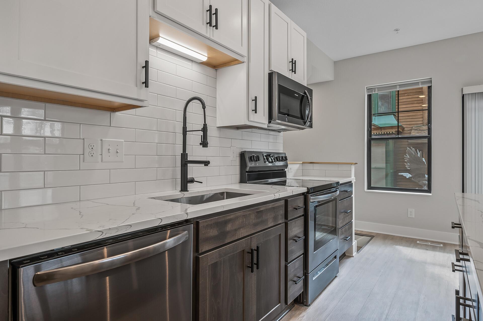 View of Commercial Sale at 2413 1st Avenue, Minneapolis MN 55404, Minneapolis (24 of 97) - Mike Wilen | Minnesota Team Real Estate