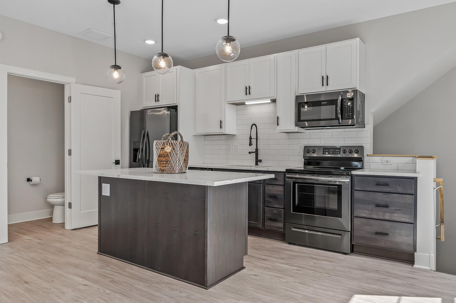 View of Commercial Sale at 2413 1st Avenue, Minneapolis MN 55404, Minneapolis (22 of 97) - Mike Wilen | Minnesota Team Real Estate