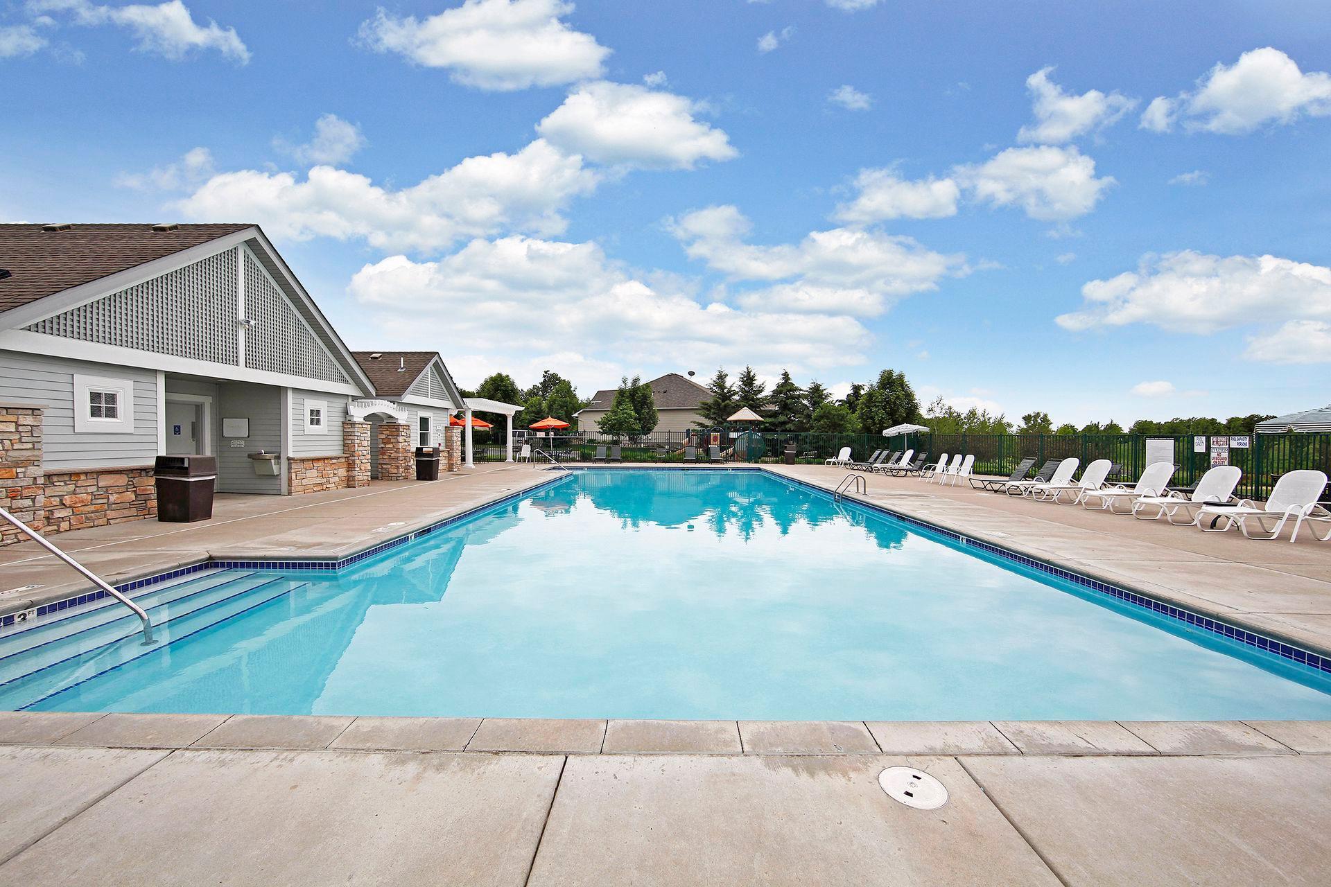 View of Residential at 11025 Oak Grove Circle #C, Woodbury MN 55129, Woodbury (28 of 30) - Mike Wilen | Minnesota Team Real Estate