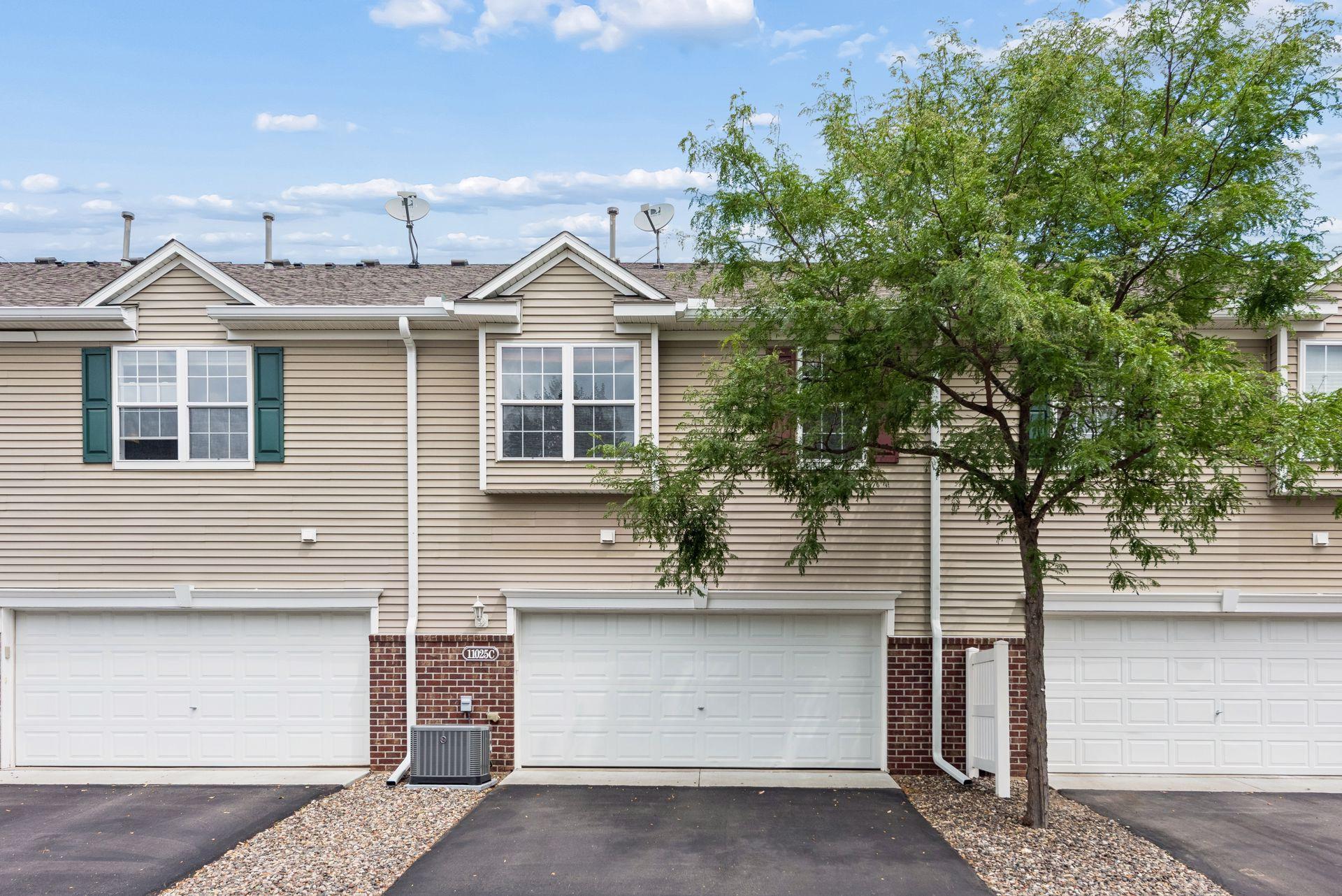 View of Residential at 11025 Oak Grove Circle #C, Woodbury MN 55129, Woodbury (24 of 30) - Mike Wilen | Minnesota Team Real Estate