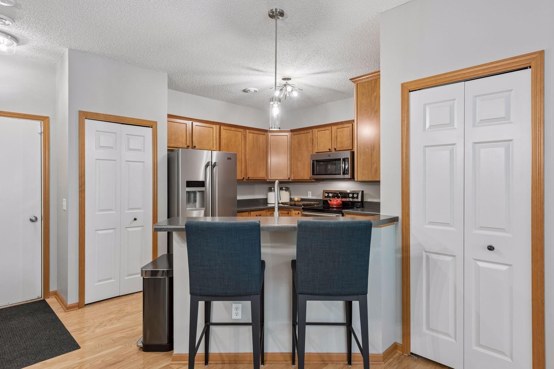 View of Residential at 11025 Oak Grove Circle #C, Woodbury MN 55129, Woodbury (17 of 30) - Mike Wilen | Minnesota Team Real Estate