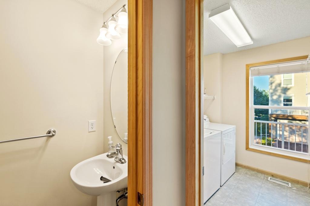 View of Residential at 899 Ledgestone Drive, Mahtomedi MN 55115, Mahtomedi (24 of 33) - Mike Wilen | Minnesota Team Real Estate