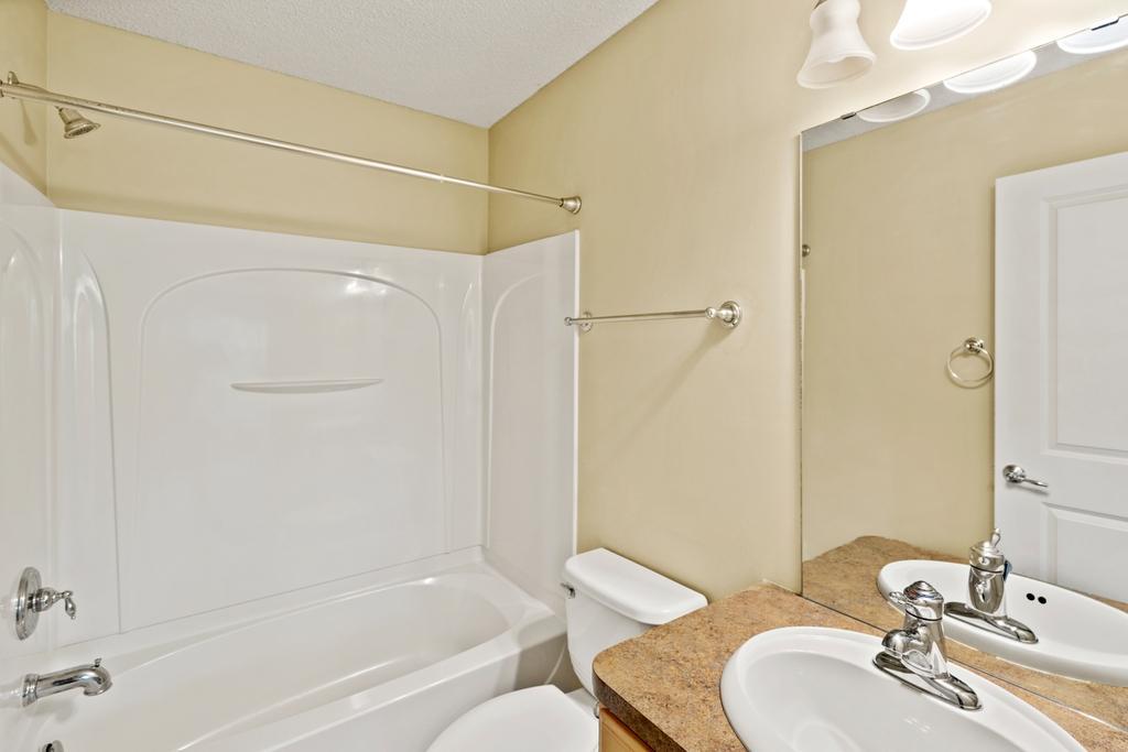 View of Residential at 899 Ledgestone Drive, Mahtomedi MN 55115, Mahtomedi (21 of 33) - Mike Wilen | Minnesota Team Real Estate