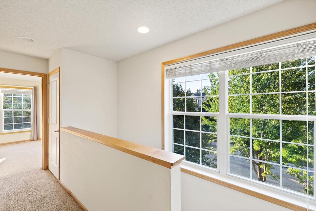 View of Residential at 899 Ledgestone Drive, Mahtomedi MN 55115, Mahtomedi (20 of 33) - Mike Wilen | Minnesota Team Real Estate