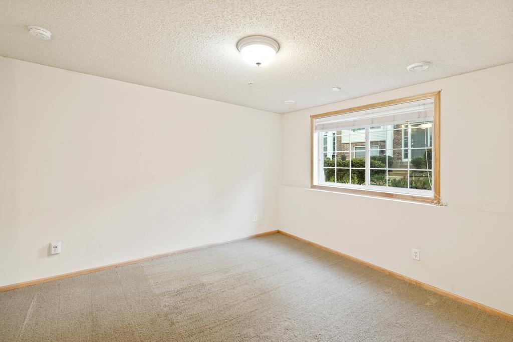 View of Residential at 899 Ledgestone Drive, Mahtomedi MN 55115, Mahtomedi (13 of 33) - Mike Wilen | Minnesota Team Real Estate